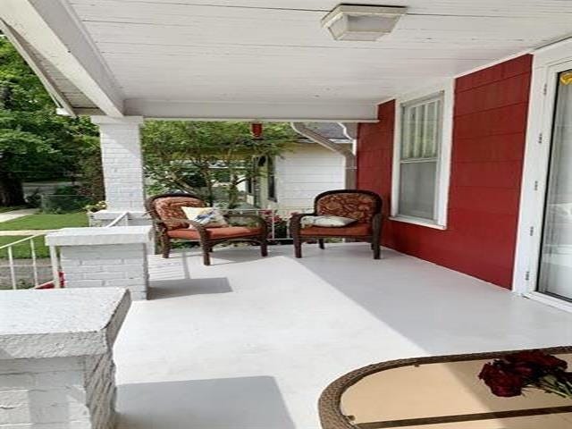 Photo of 504 St Louis Ave, Sheffield, AL 35660 (MLS # 530216)