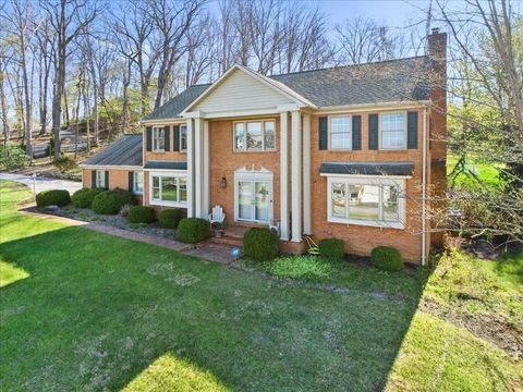 1192 ROUND MEADOW Drive Christiansburg VA 24073