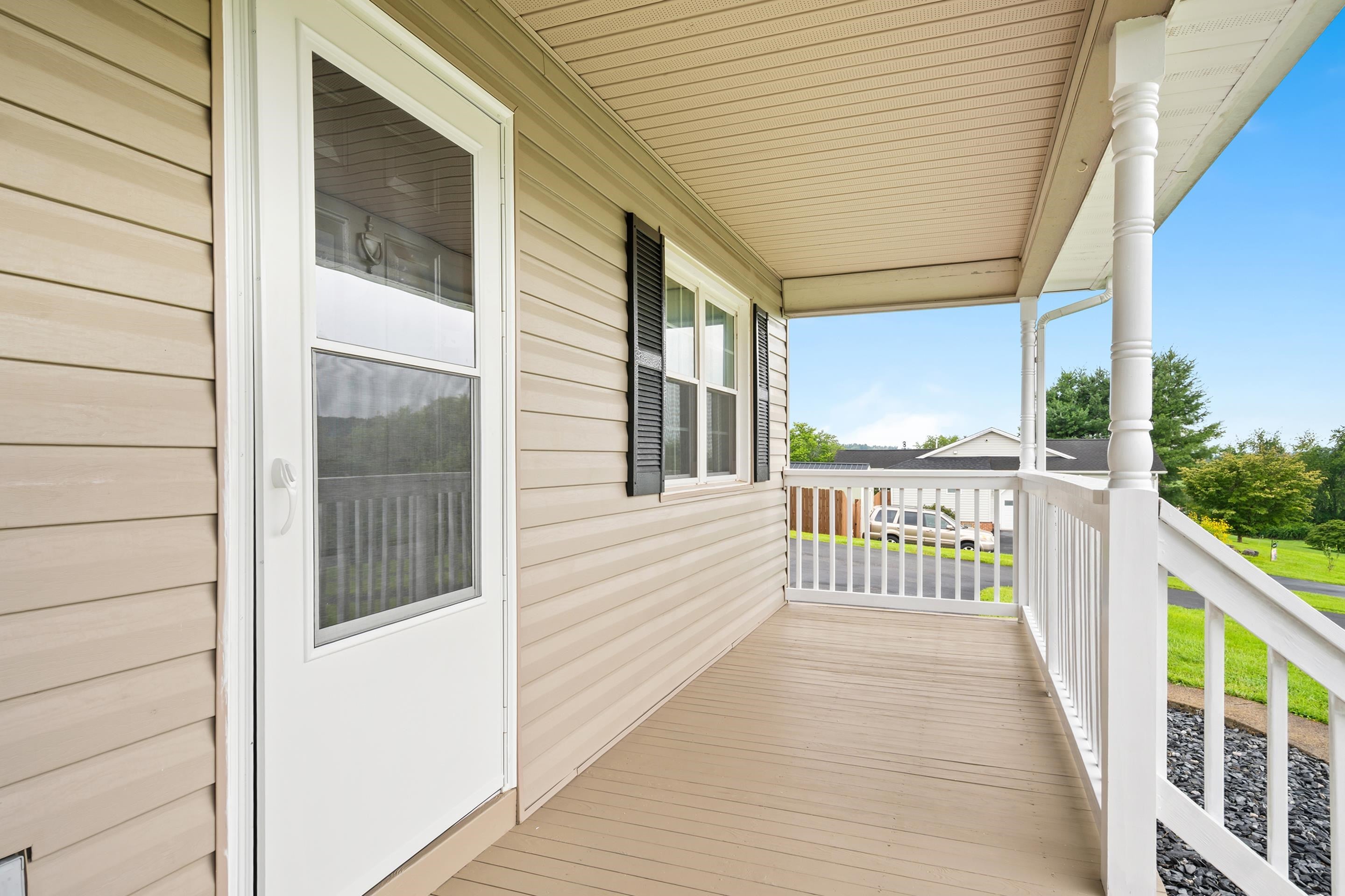 1435 W VIEW Drive
