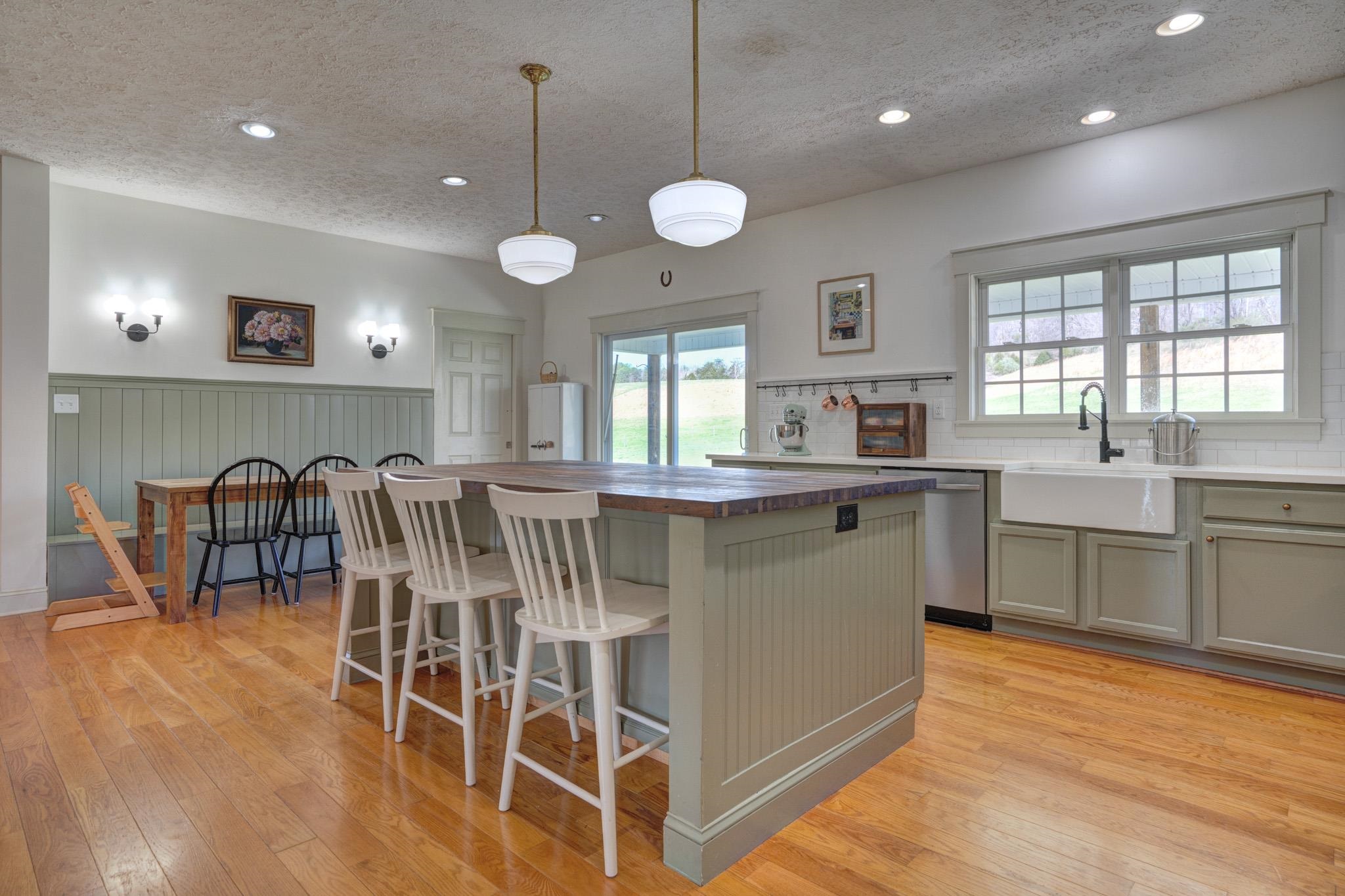 4980 Long Shop Road