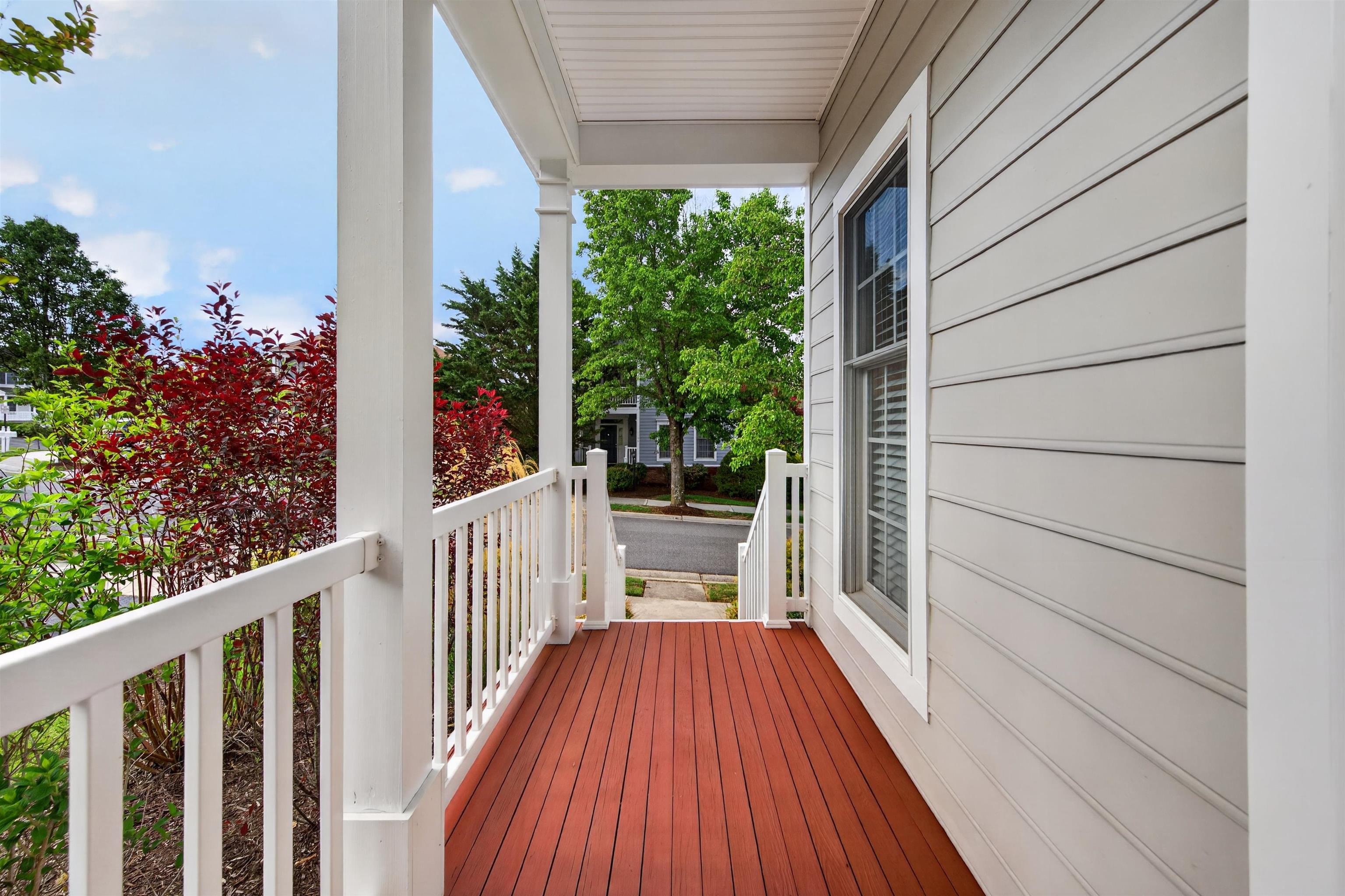 1121 Brook Circle