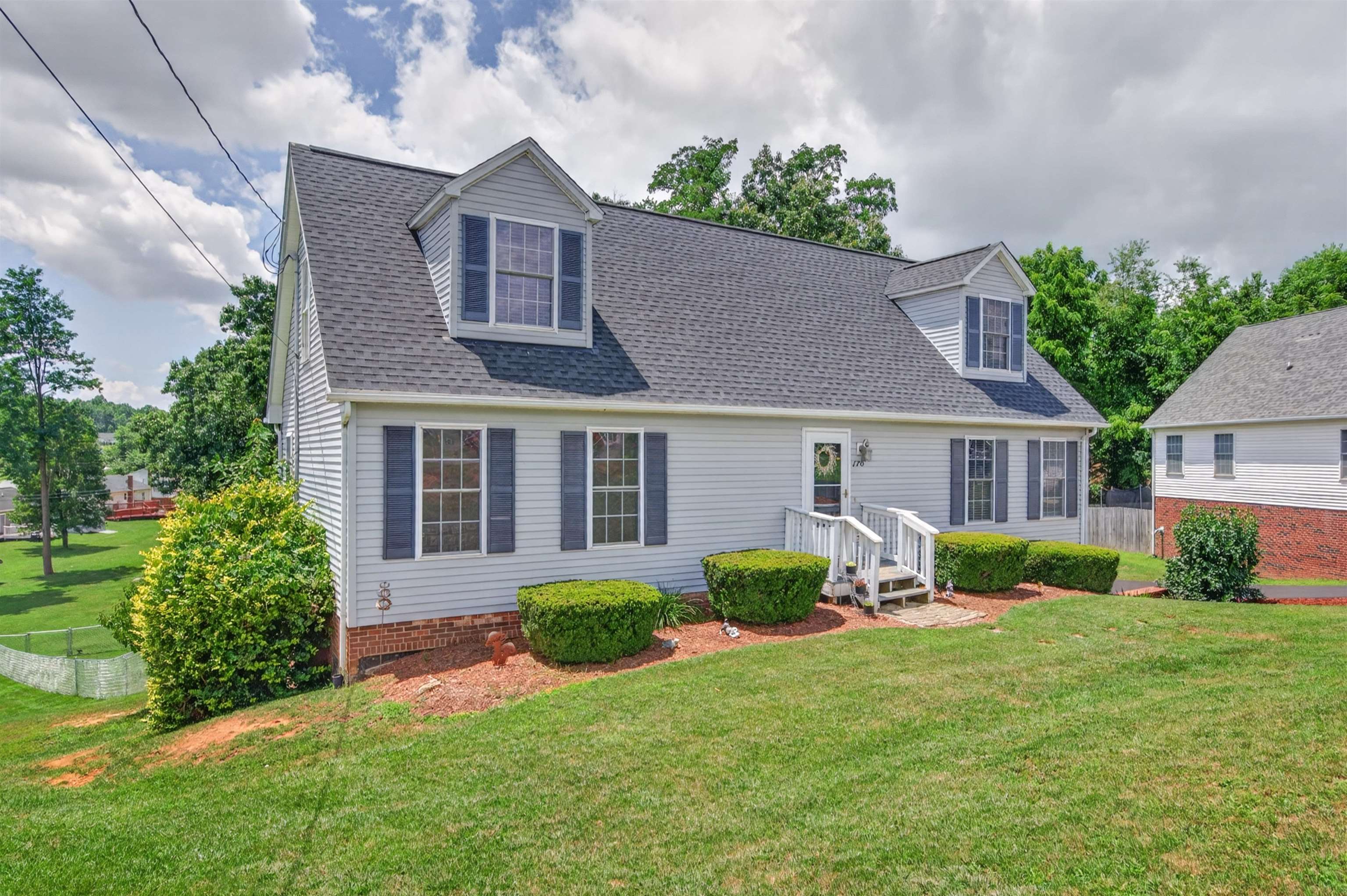170 CULLEN Court SE