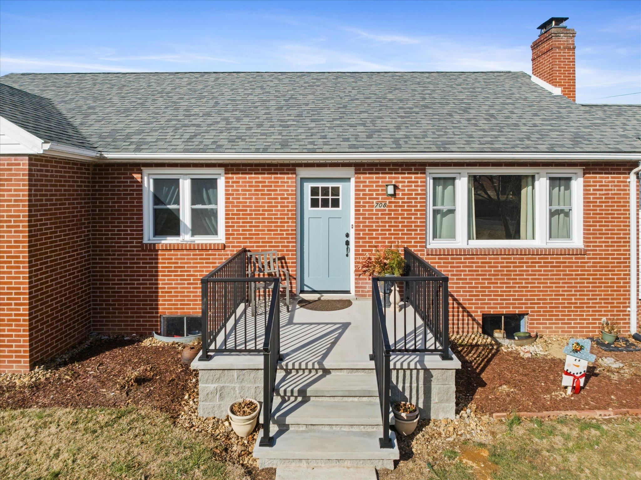 708 Clifford Street