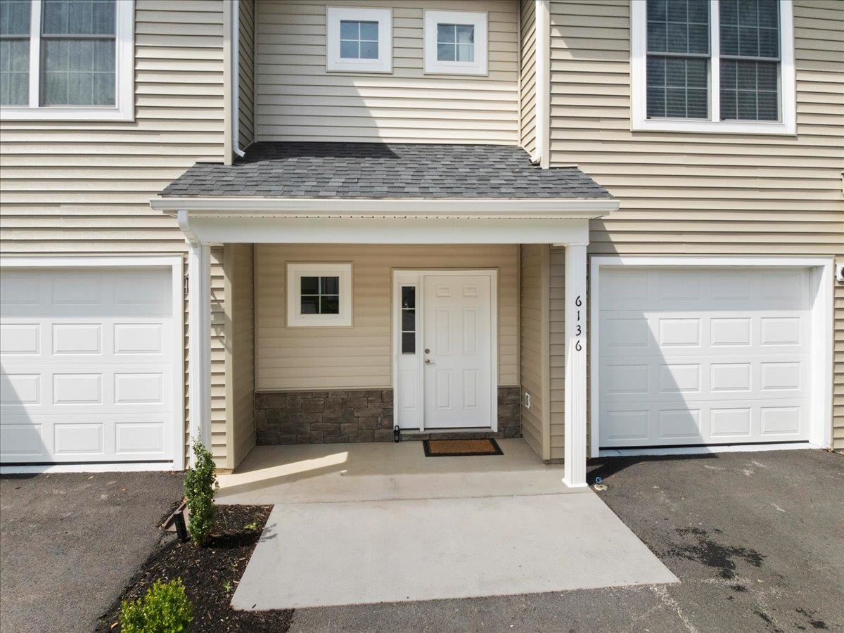 6136 WARREN NEWCOMB Drive