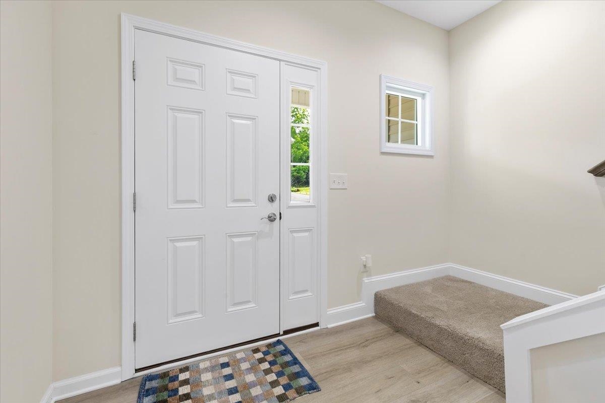 6136 WARREN NEWCOMB Drive
