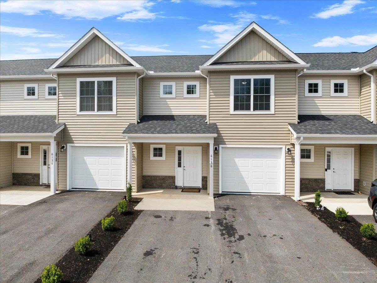 6136 WARREN NEWCOMB Drive