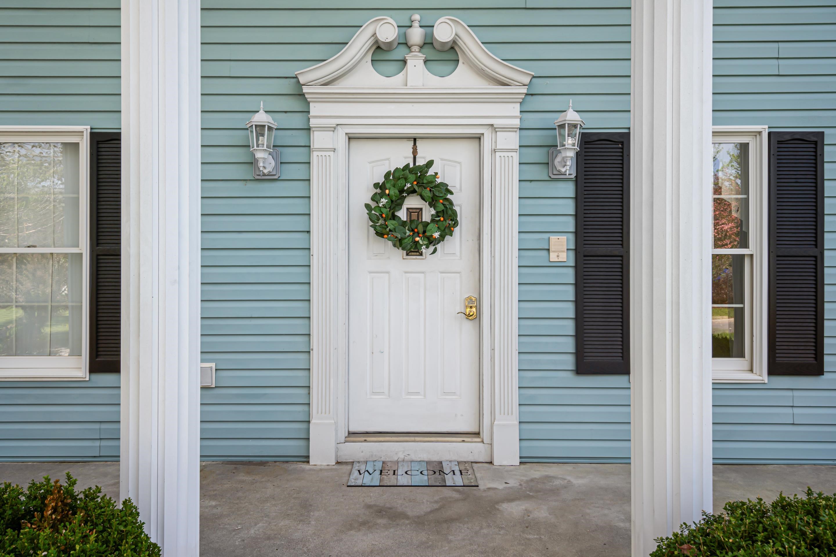 305 Seminole Drive