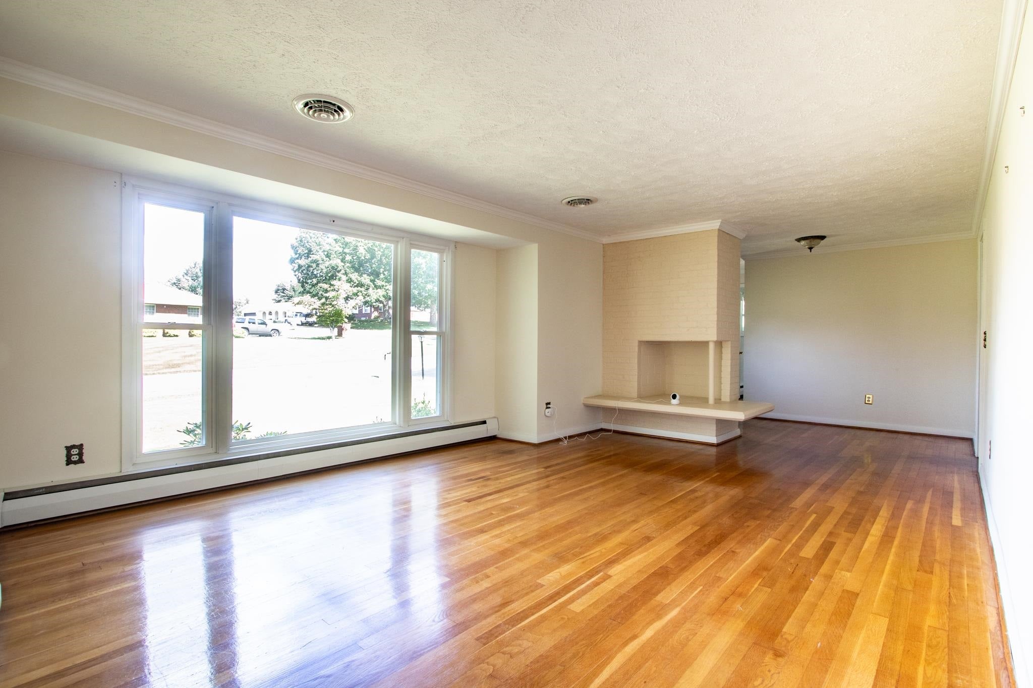185 Overhill Road SE