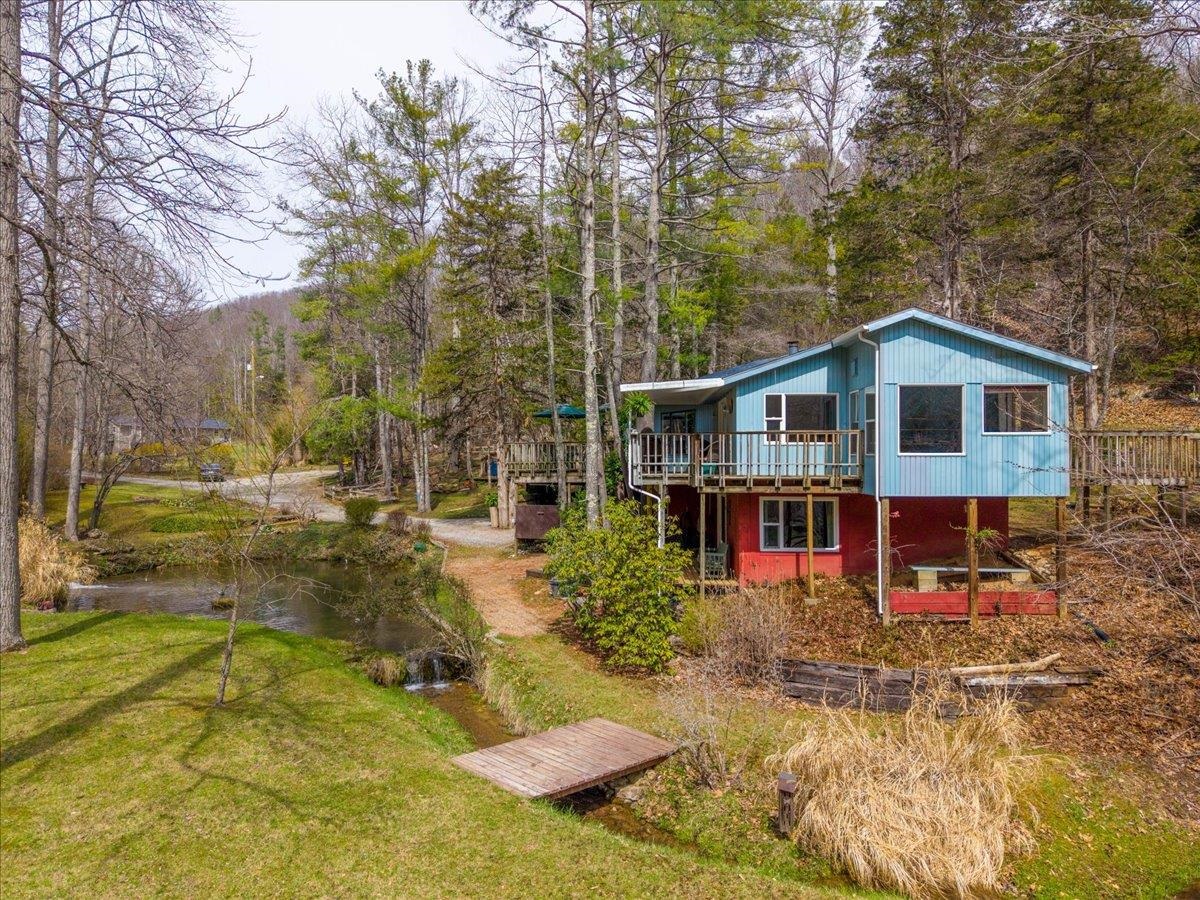 1256 Falling Branch Road