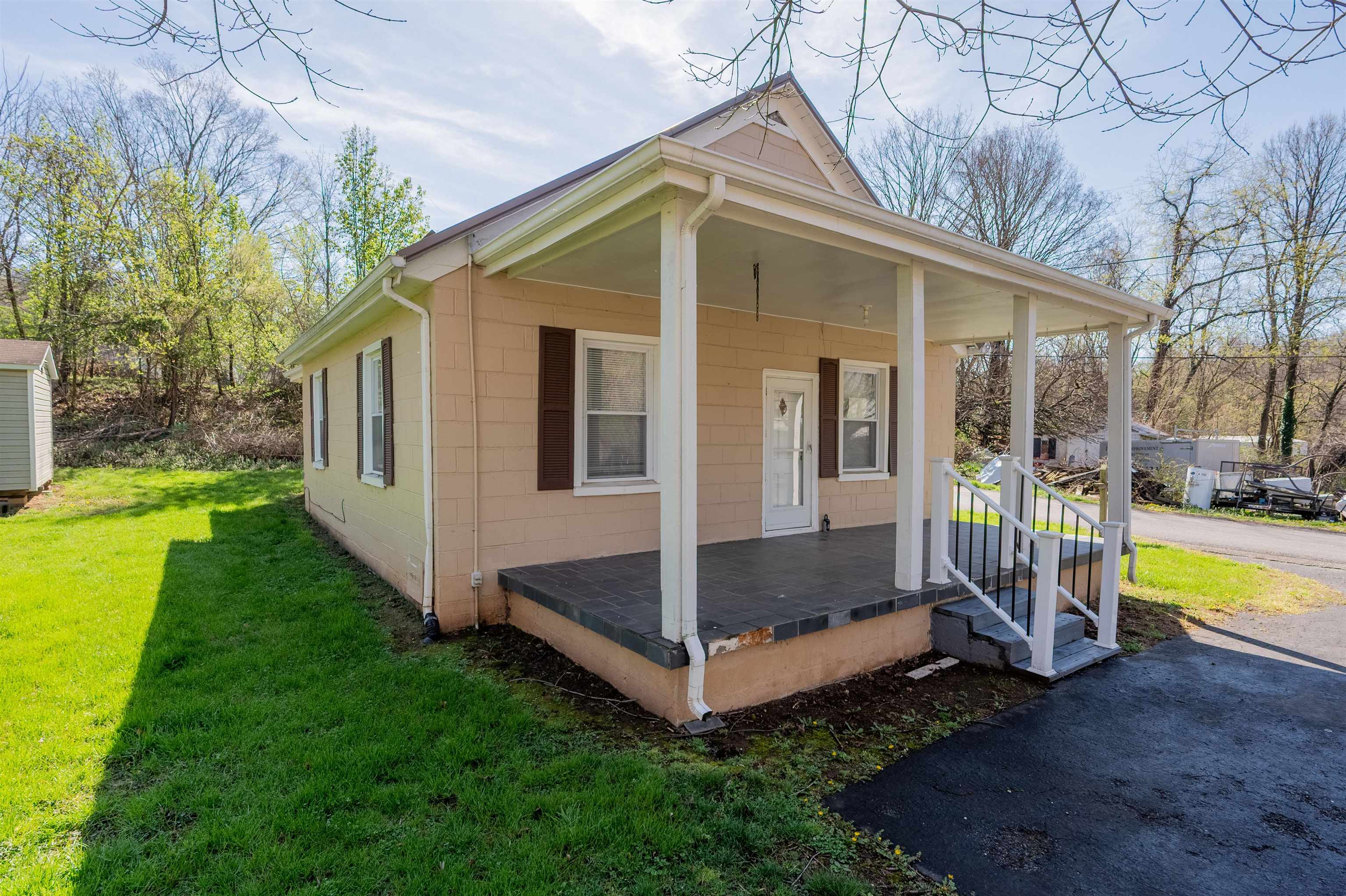 102 Peck Street