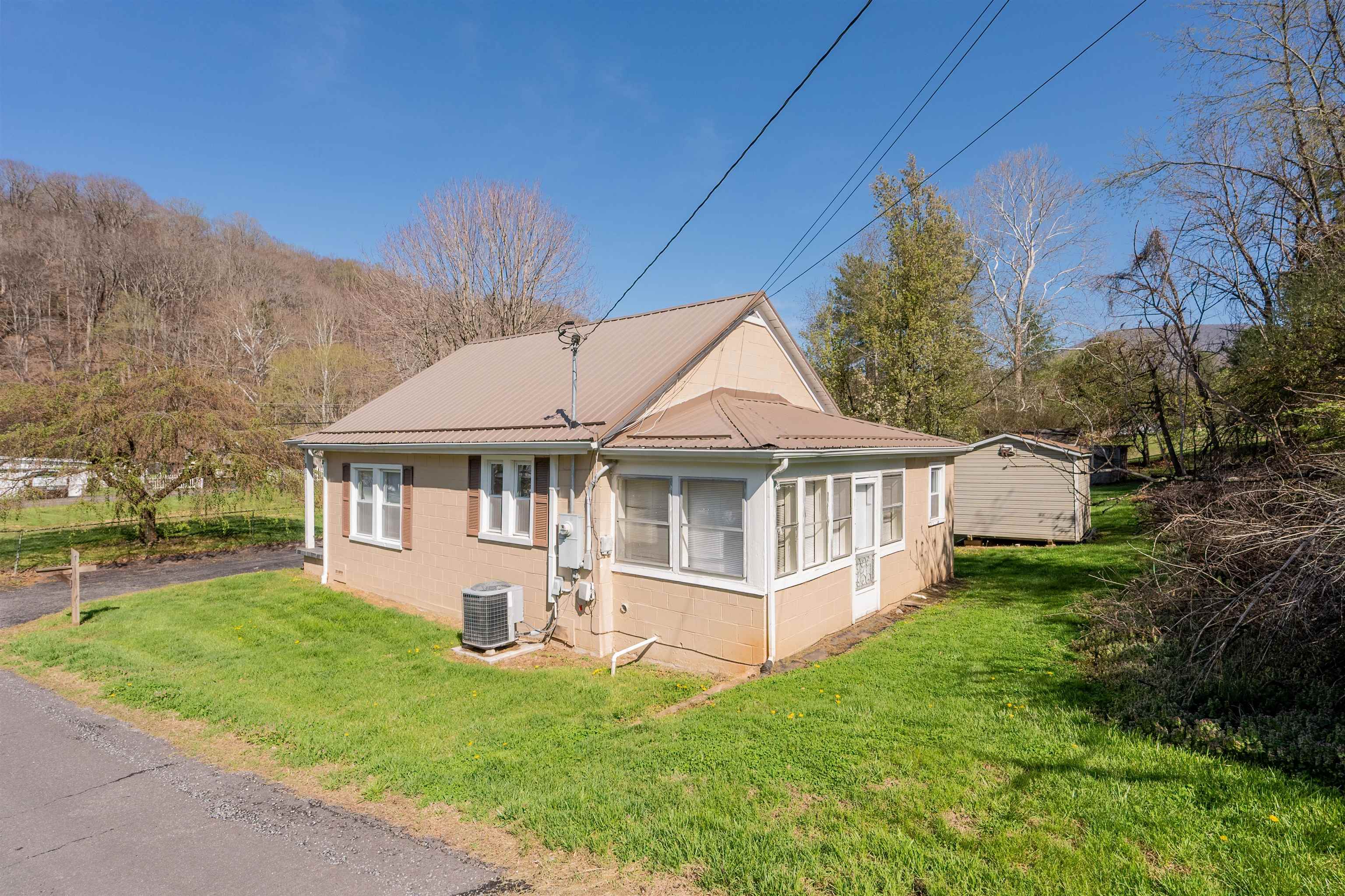 102 Peck Street