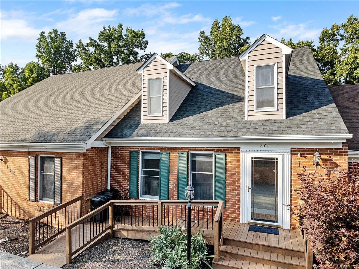 137 Greenbrier Drive