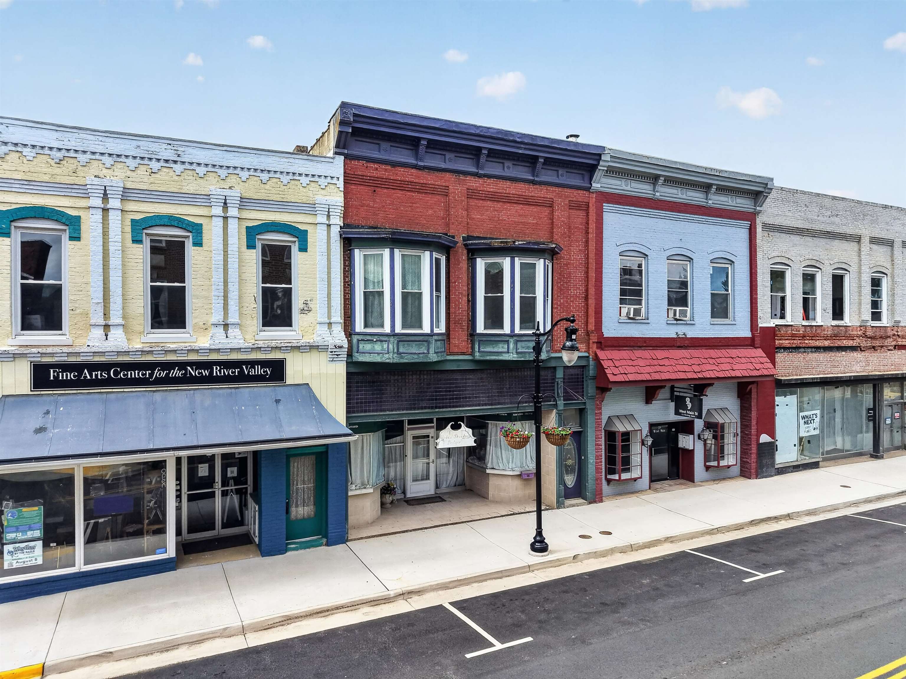27 W Main Street