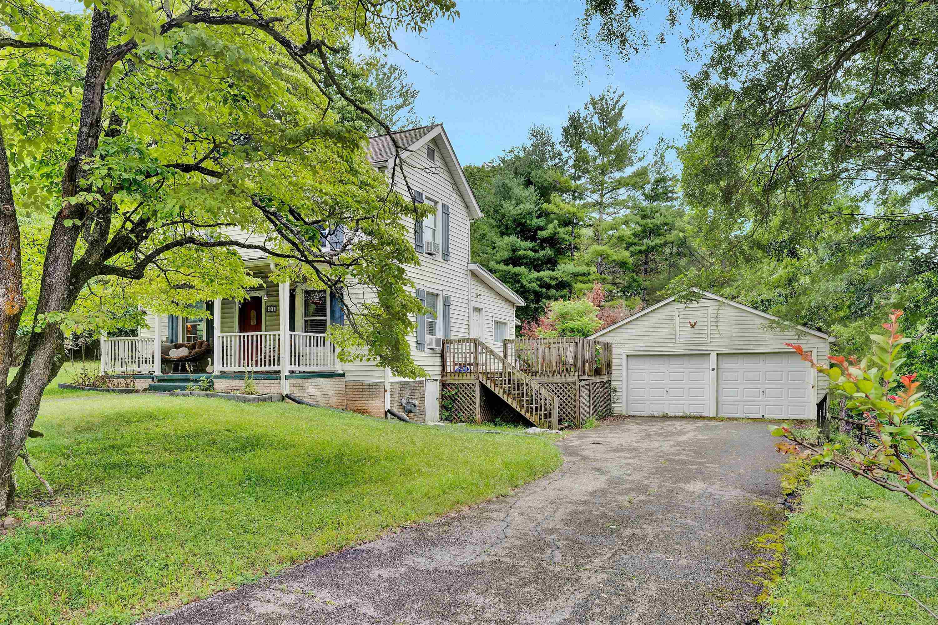116 HAMMETT Avenue