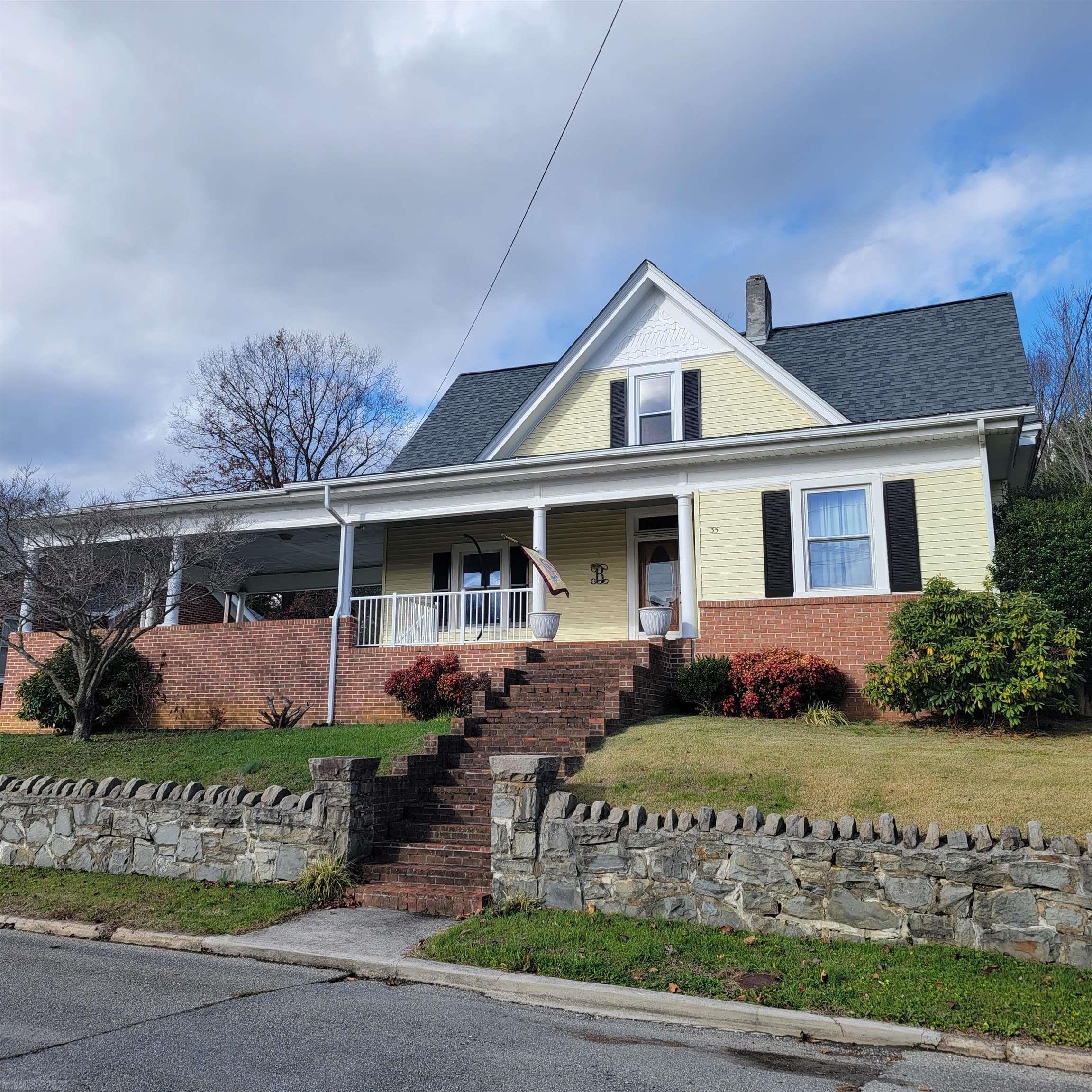 35 NE 6th Street NE, Pulaski, VA 24301 - MLS#: 416798