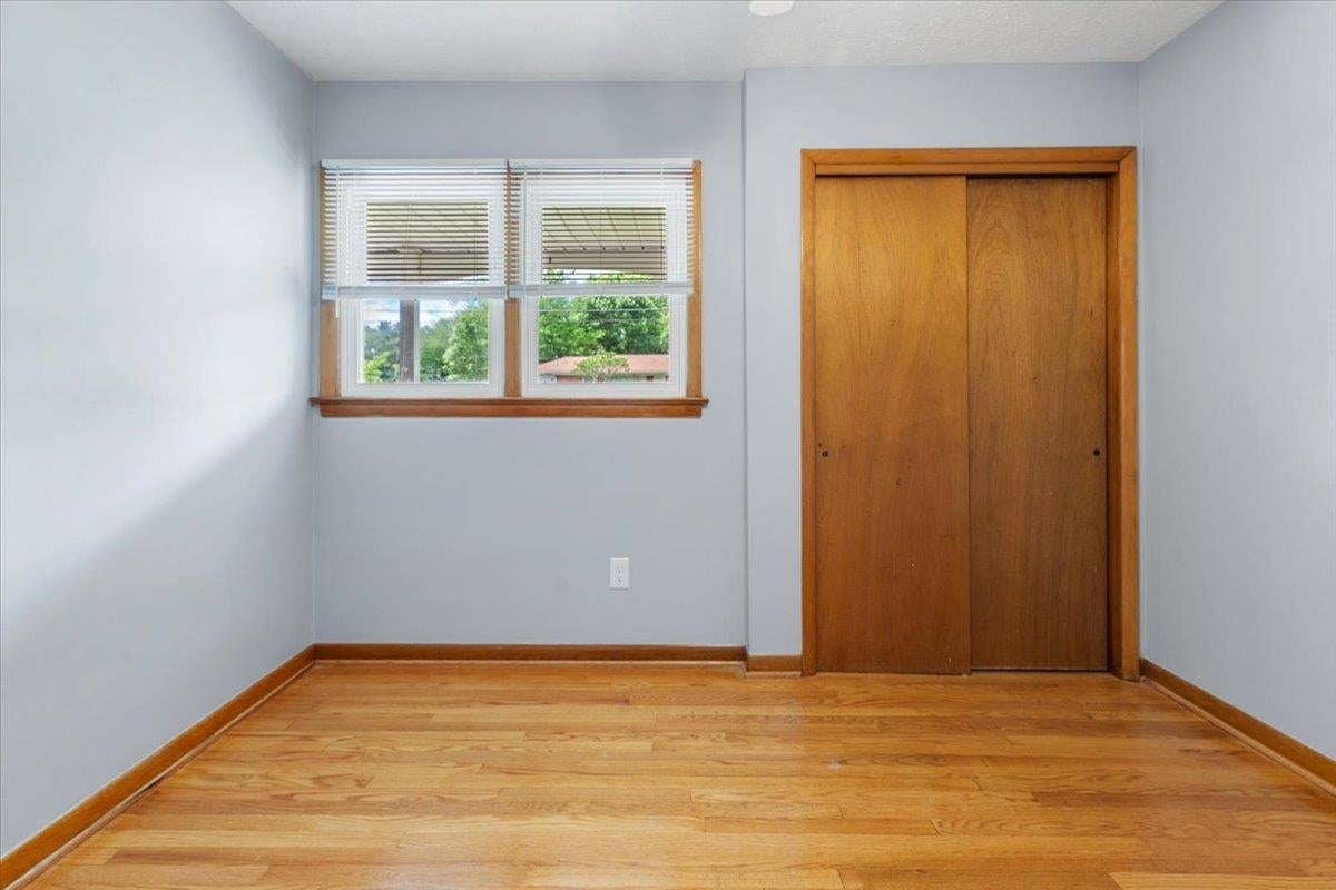 Listing 11