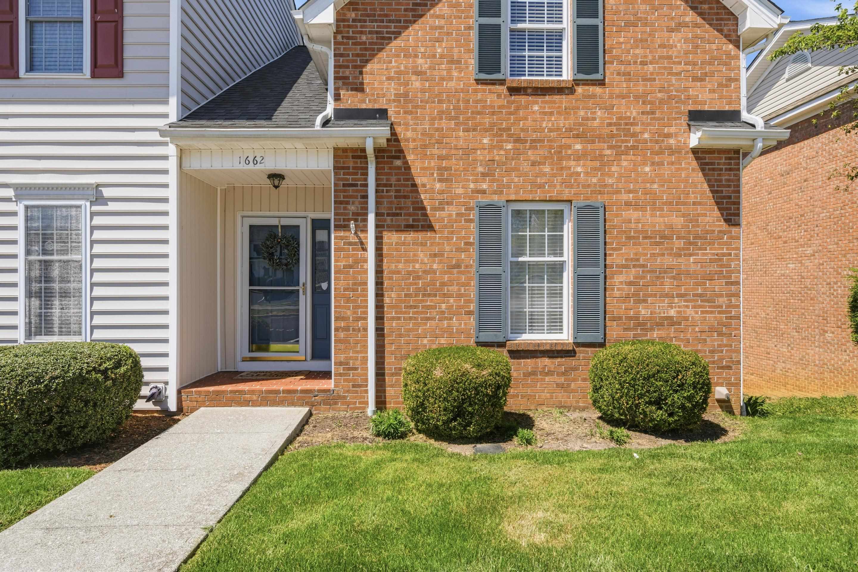 1662 York Drive