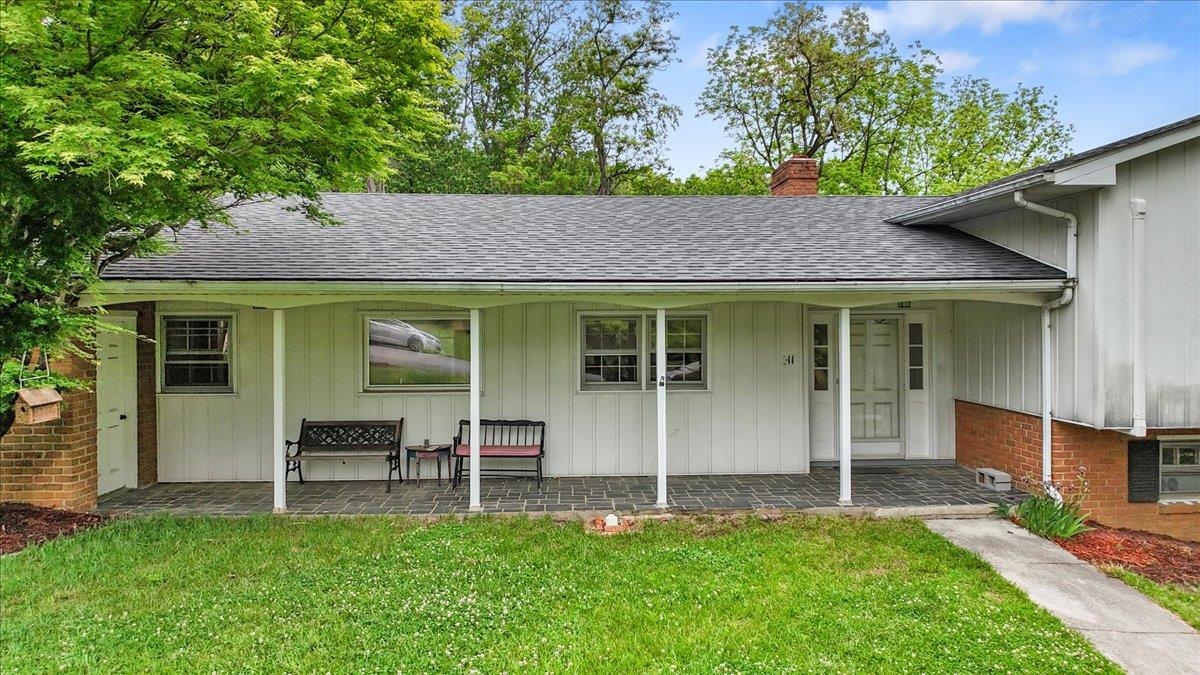 611 Landsdowne Drive