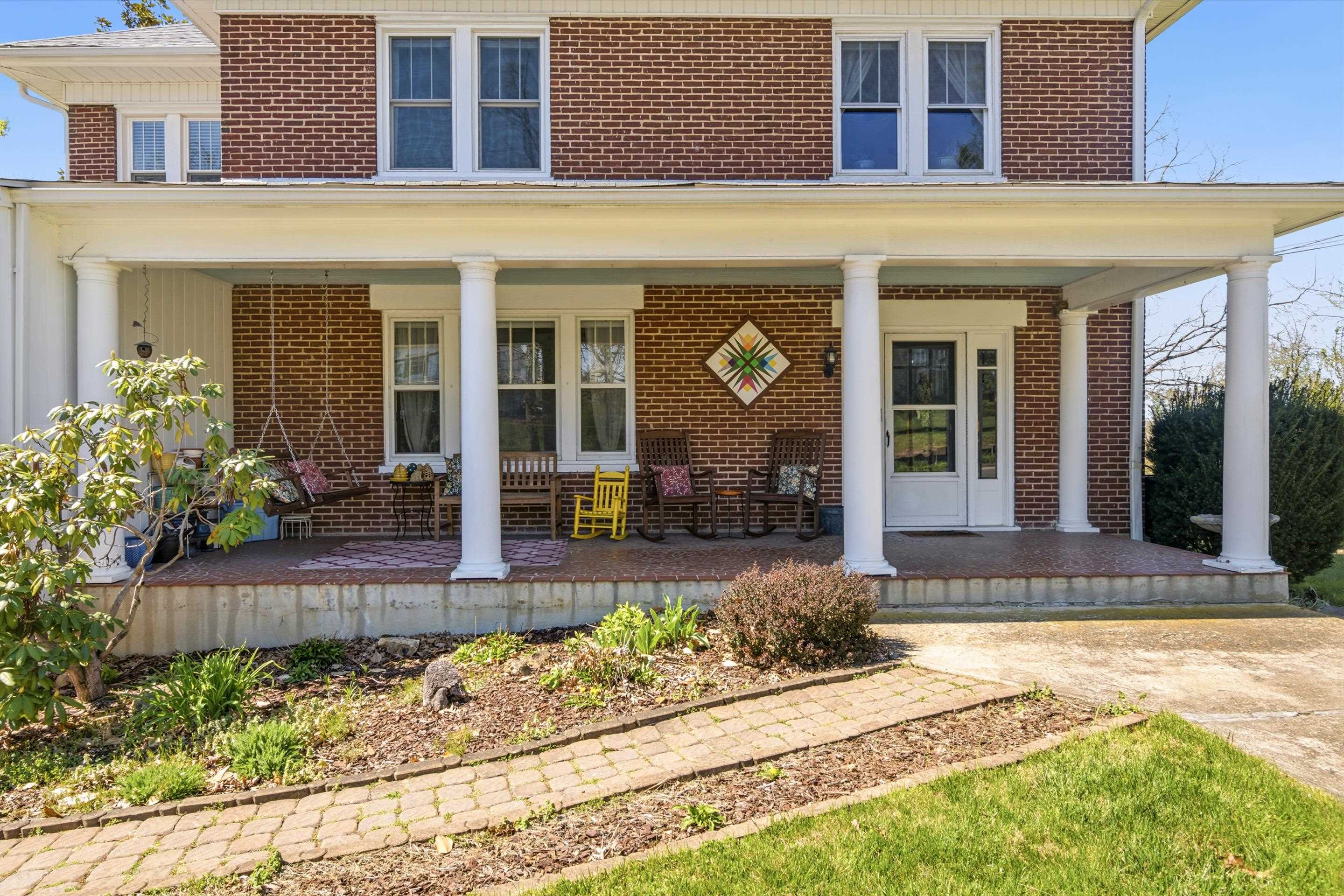805 W Main Street
