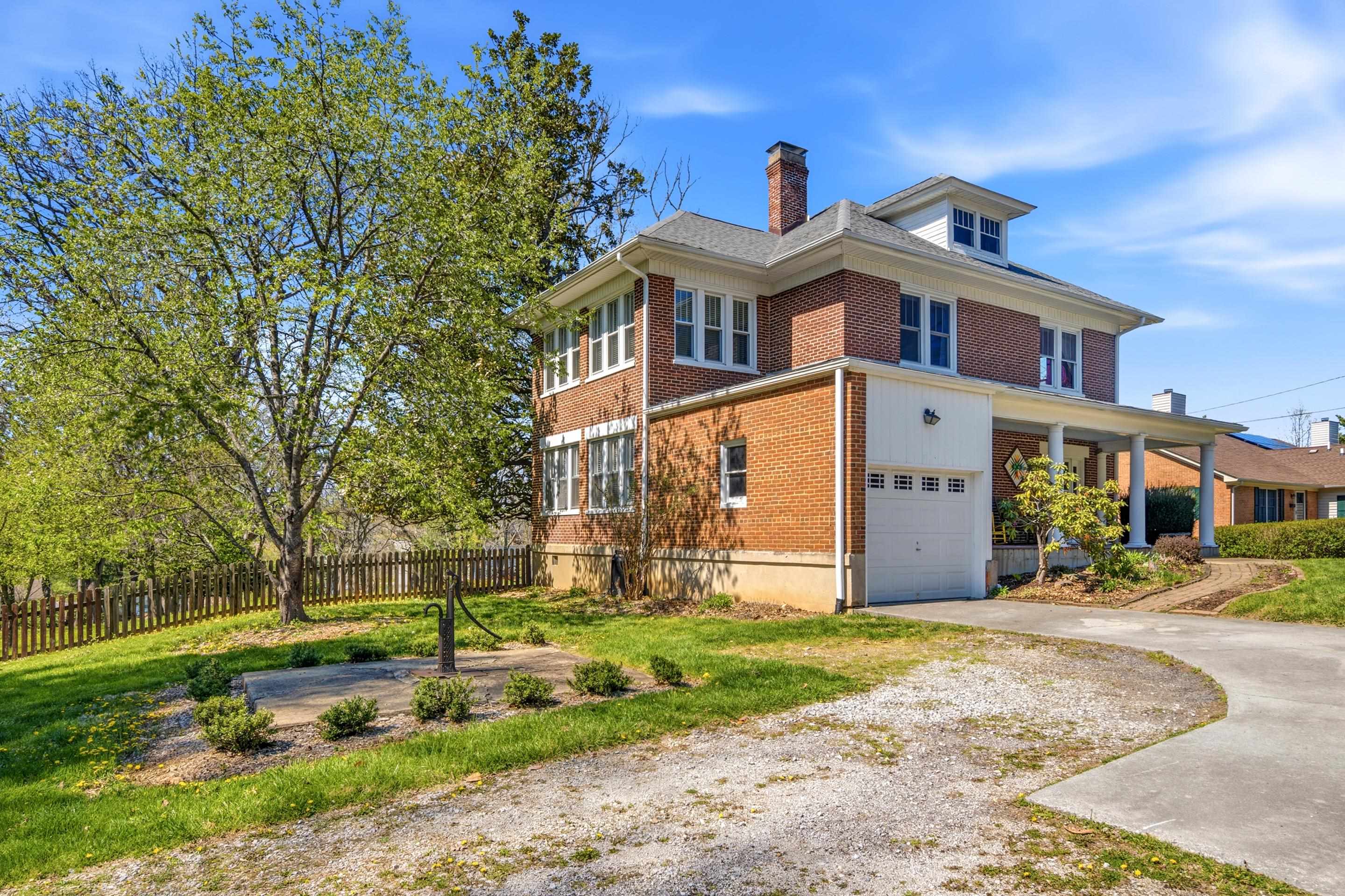 805 W Main Street