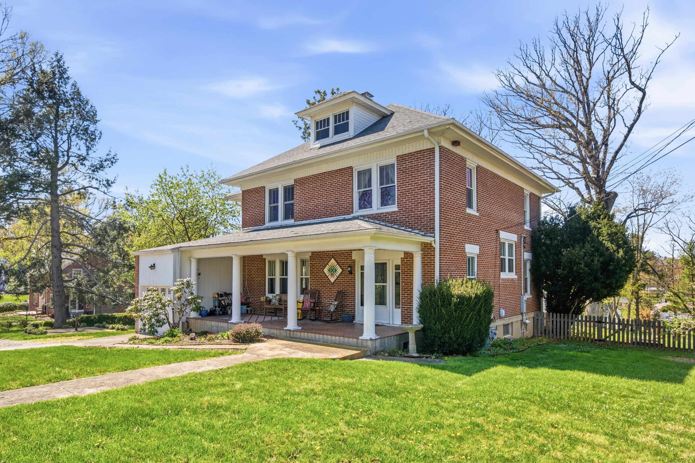 805 W Main Street