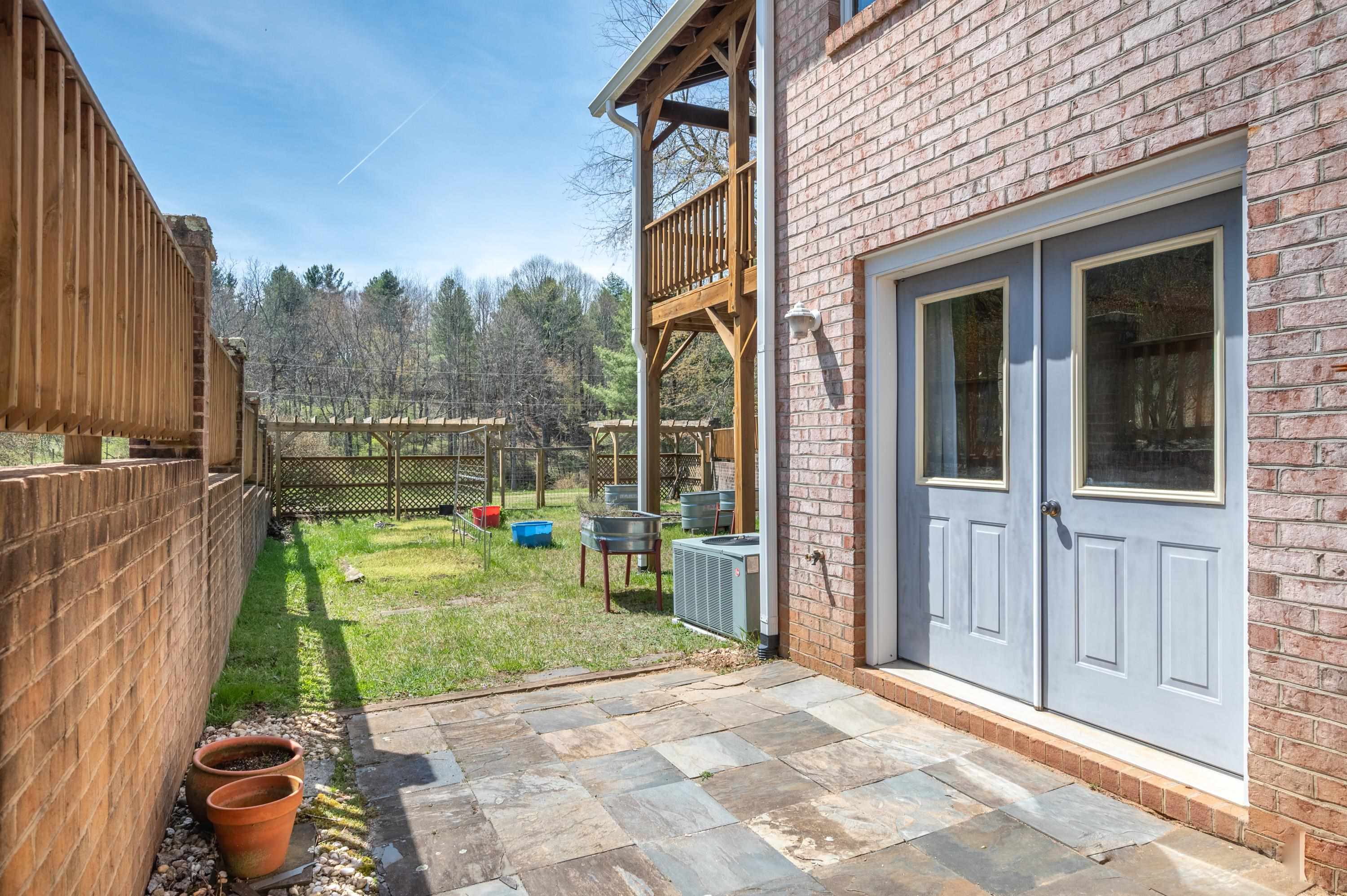 Listing 213