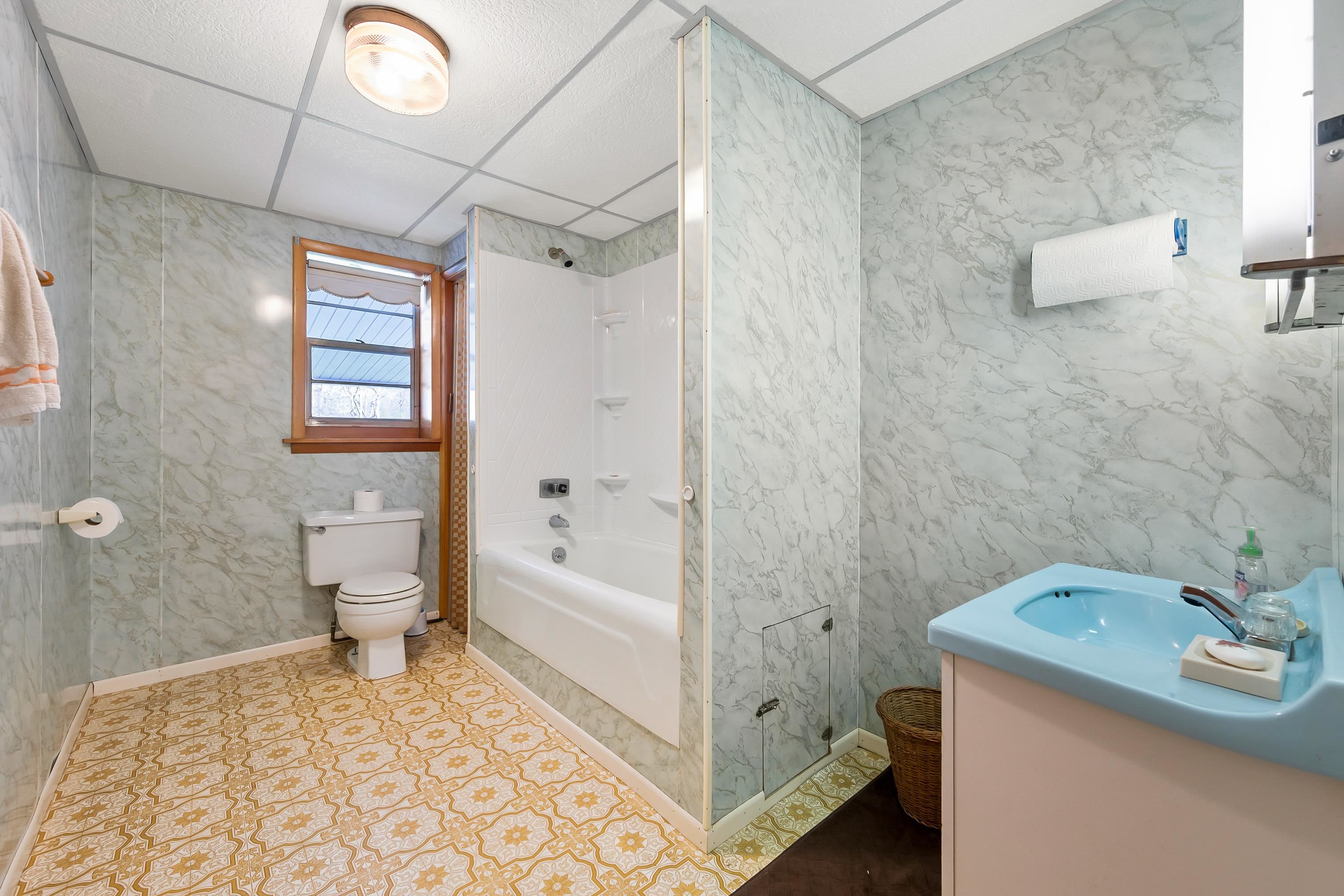 Rural Retreat, Virginia 24368, United States, 3 Bedrooms Bedrooms, ,3 BathroomsBathrooms,Residential,Pending,59132