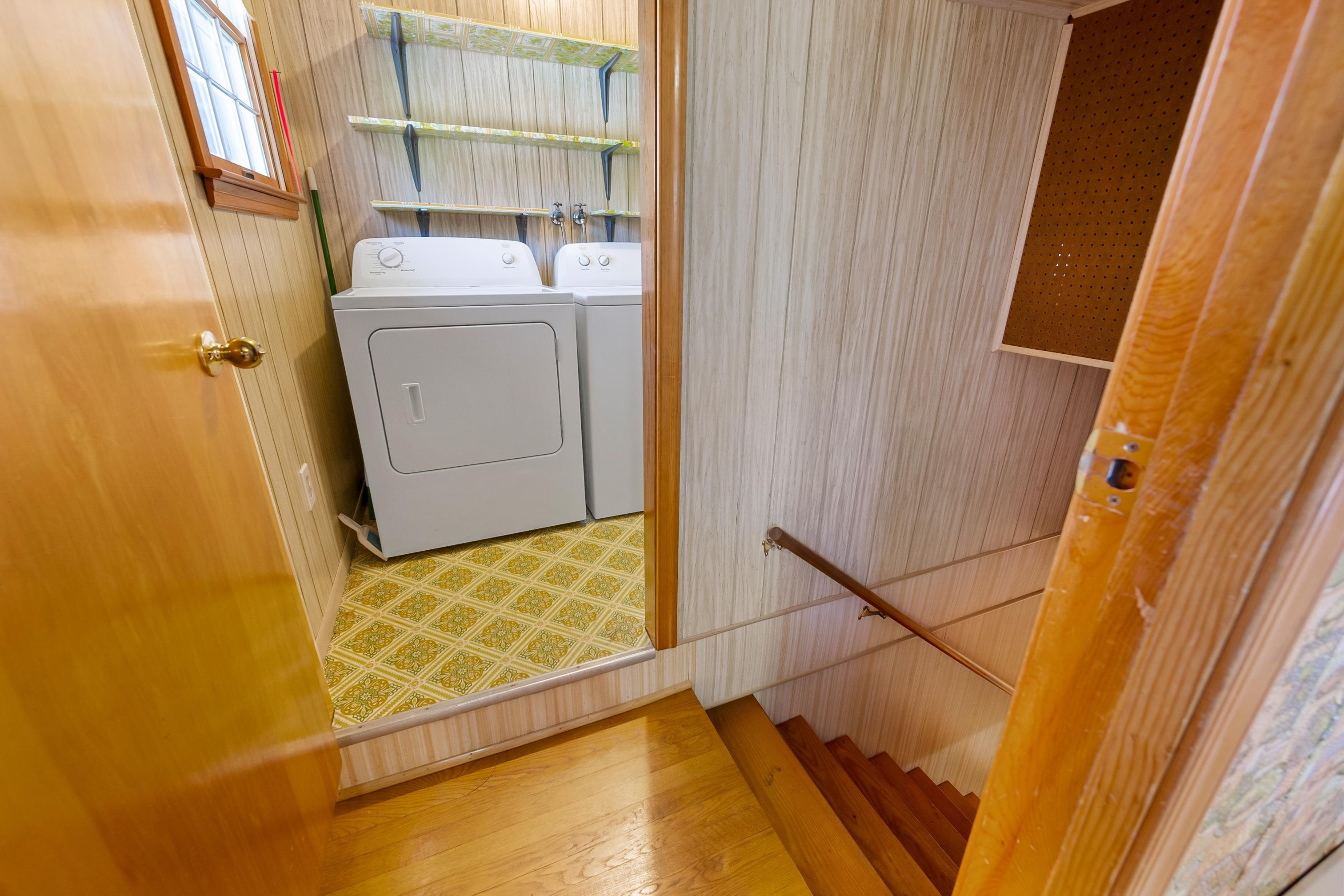 Rural Retreat, Virginia 24368, United States, 3 Bedrooms Bedrooms, ,3 BathroomsBathrooms,Residential,Pending,59132