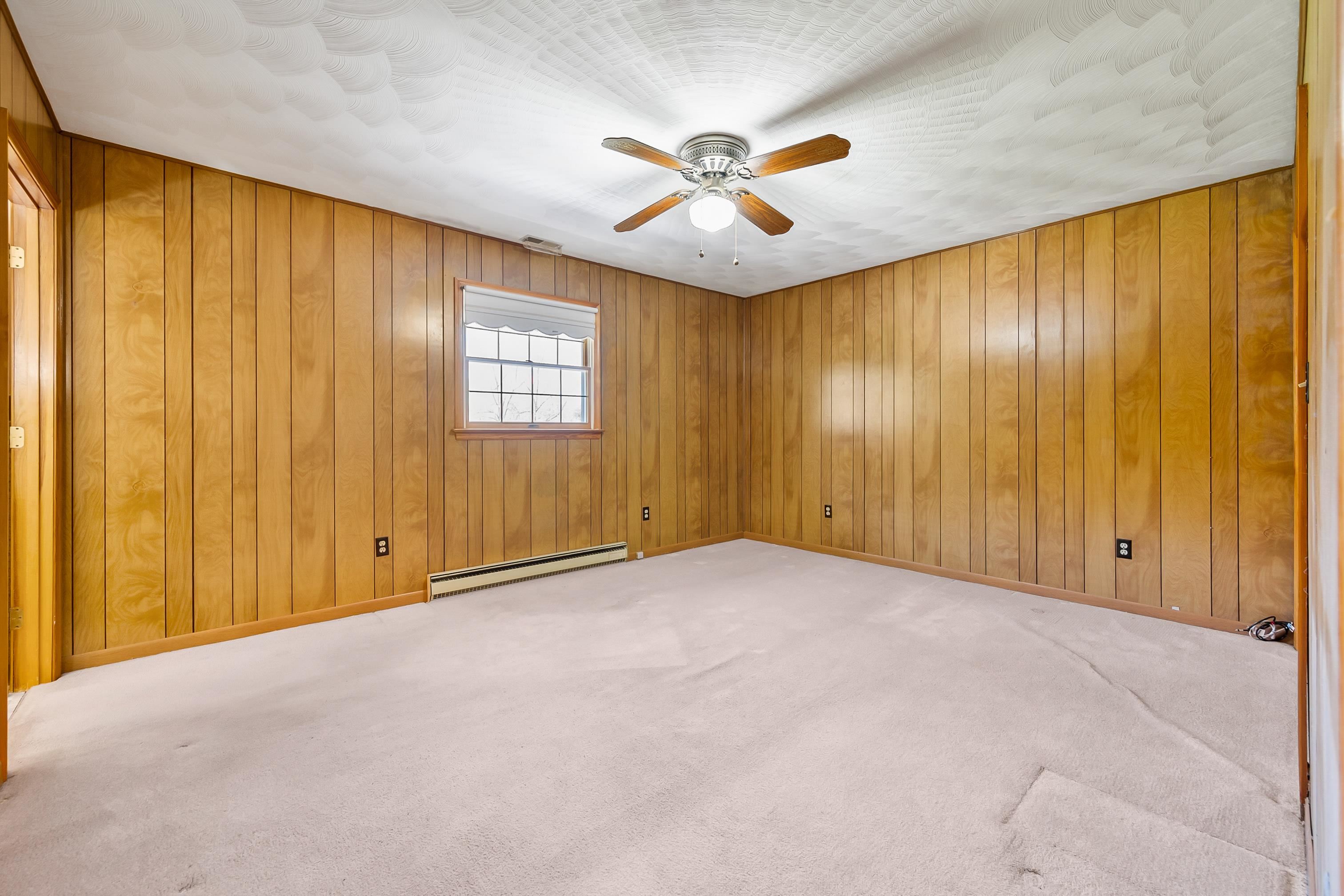 Rural Retreat, Virginia 24368, United States, 3 Bedrooms Bedrooms, ,3 BathroomsBathrooms,Residential,Pending,59132