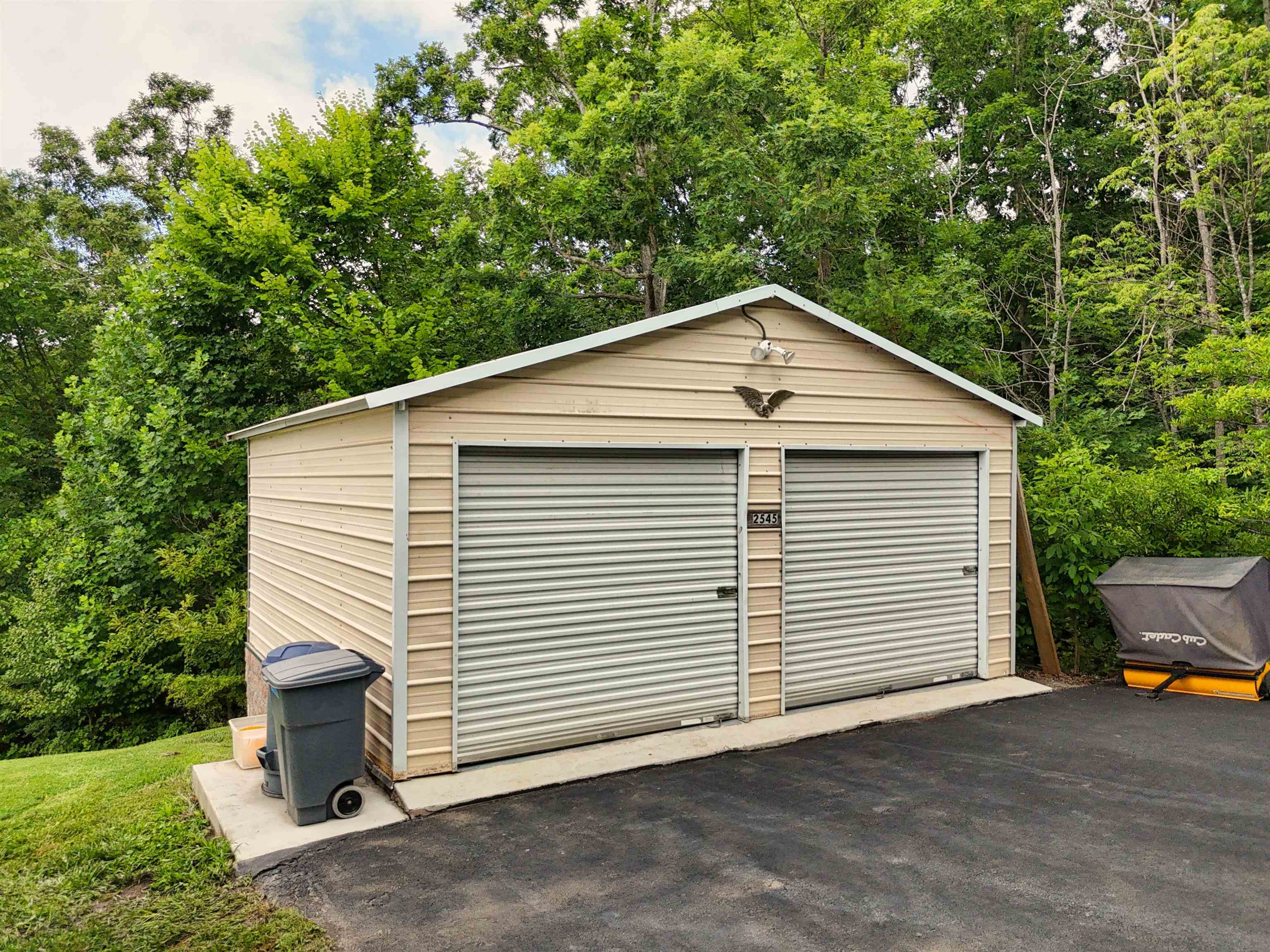 2545 PEPPERS FRY Road NW
