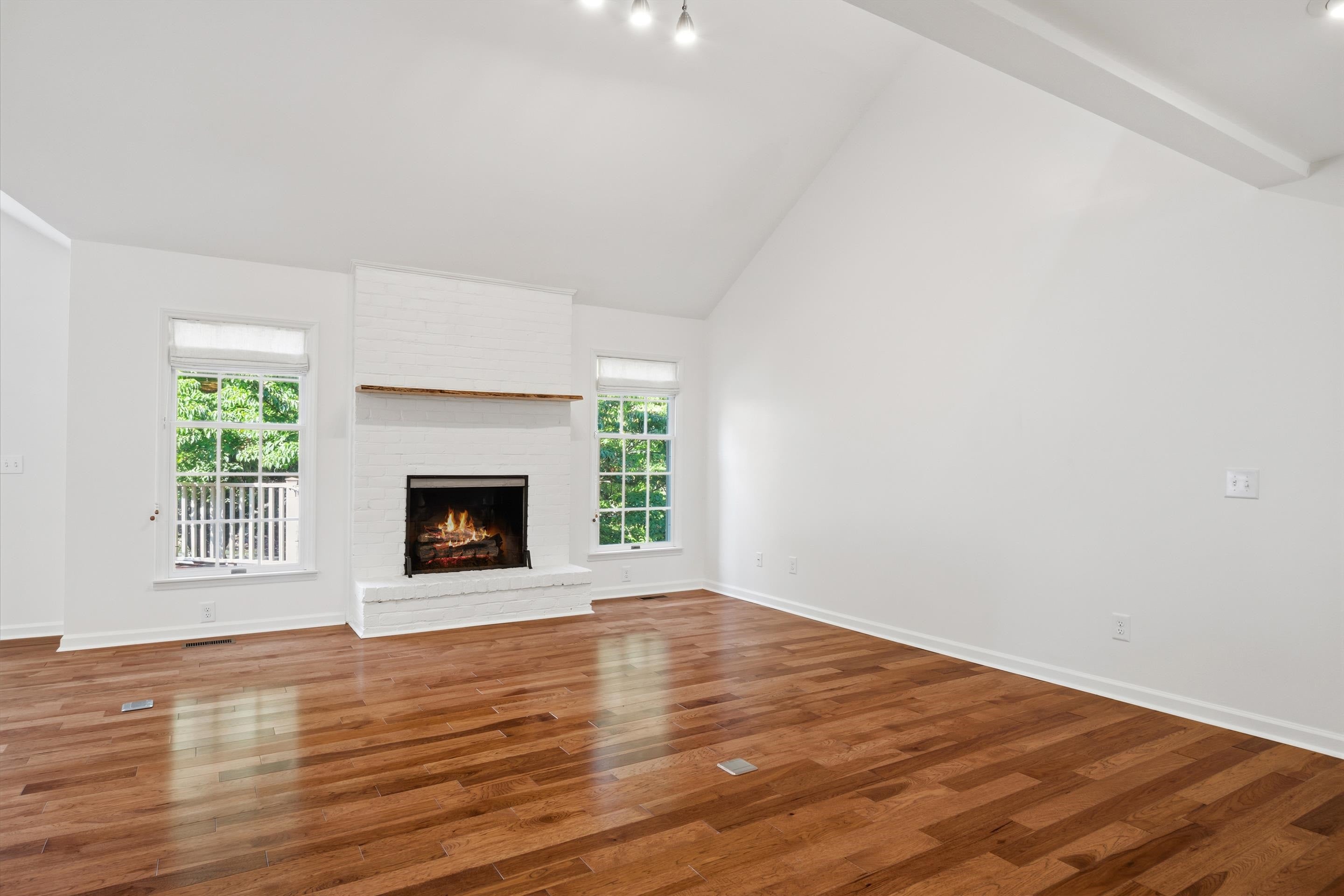 1018 Oak Pointe Court