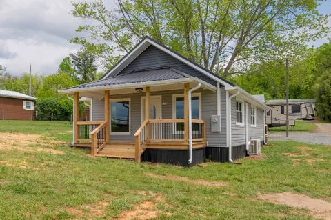 MLS: 424009