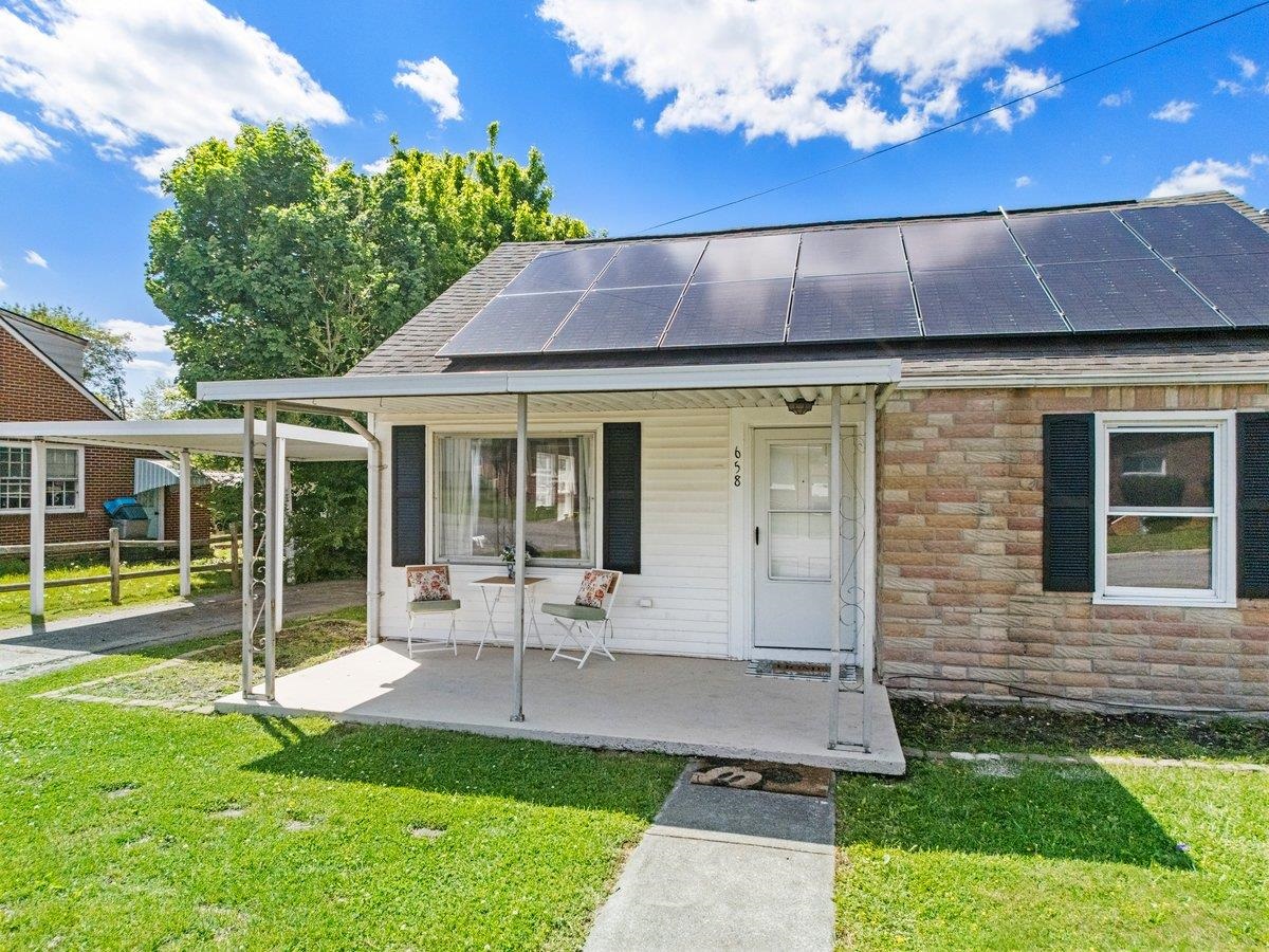 658 Mercer Road