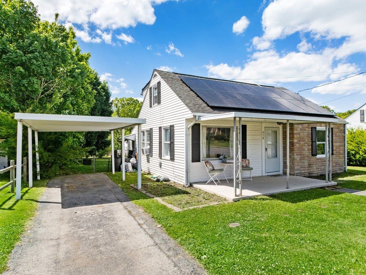 658 Mercer Road
