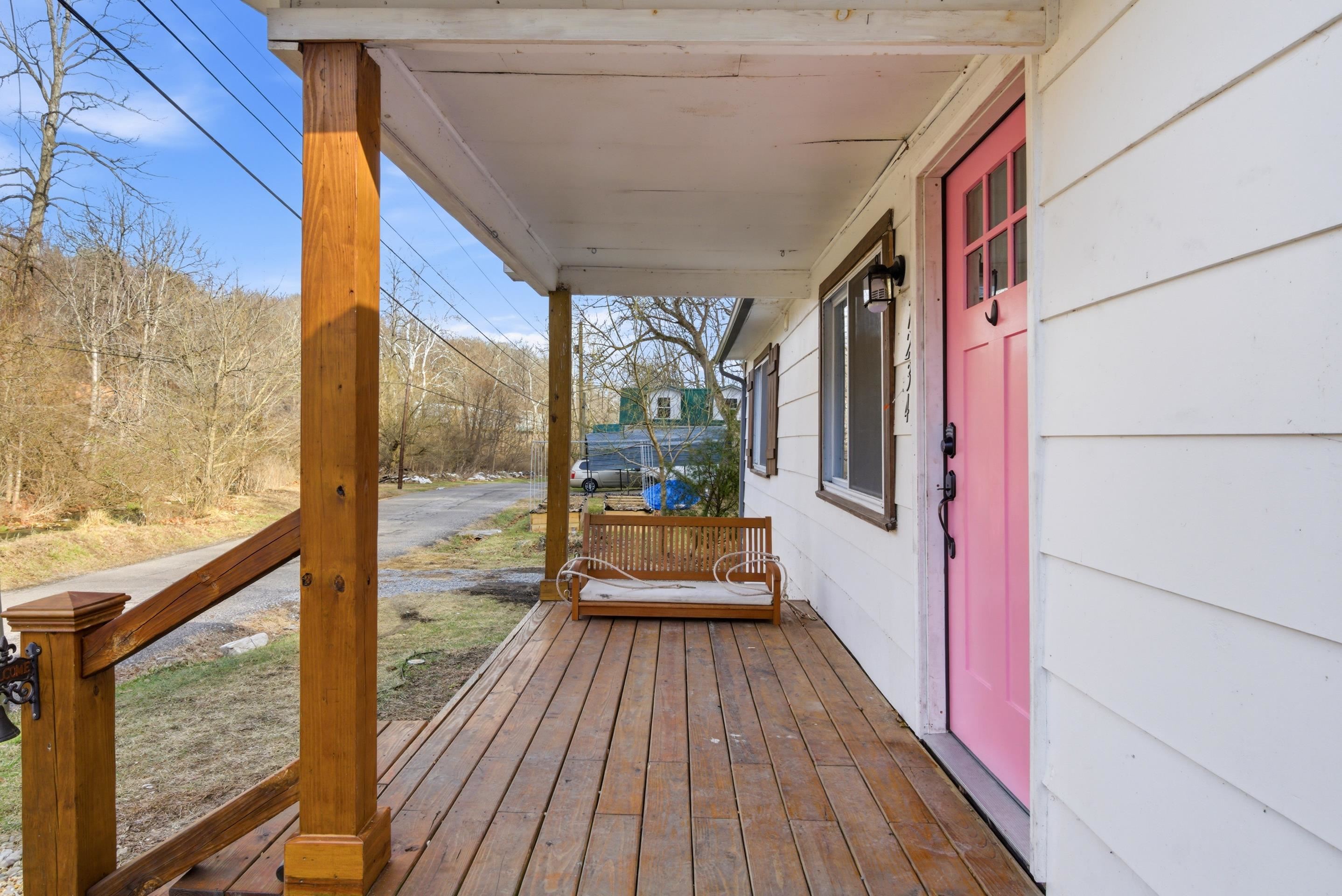 7234 Falling Branch Road