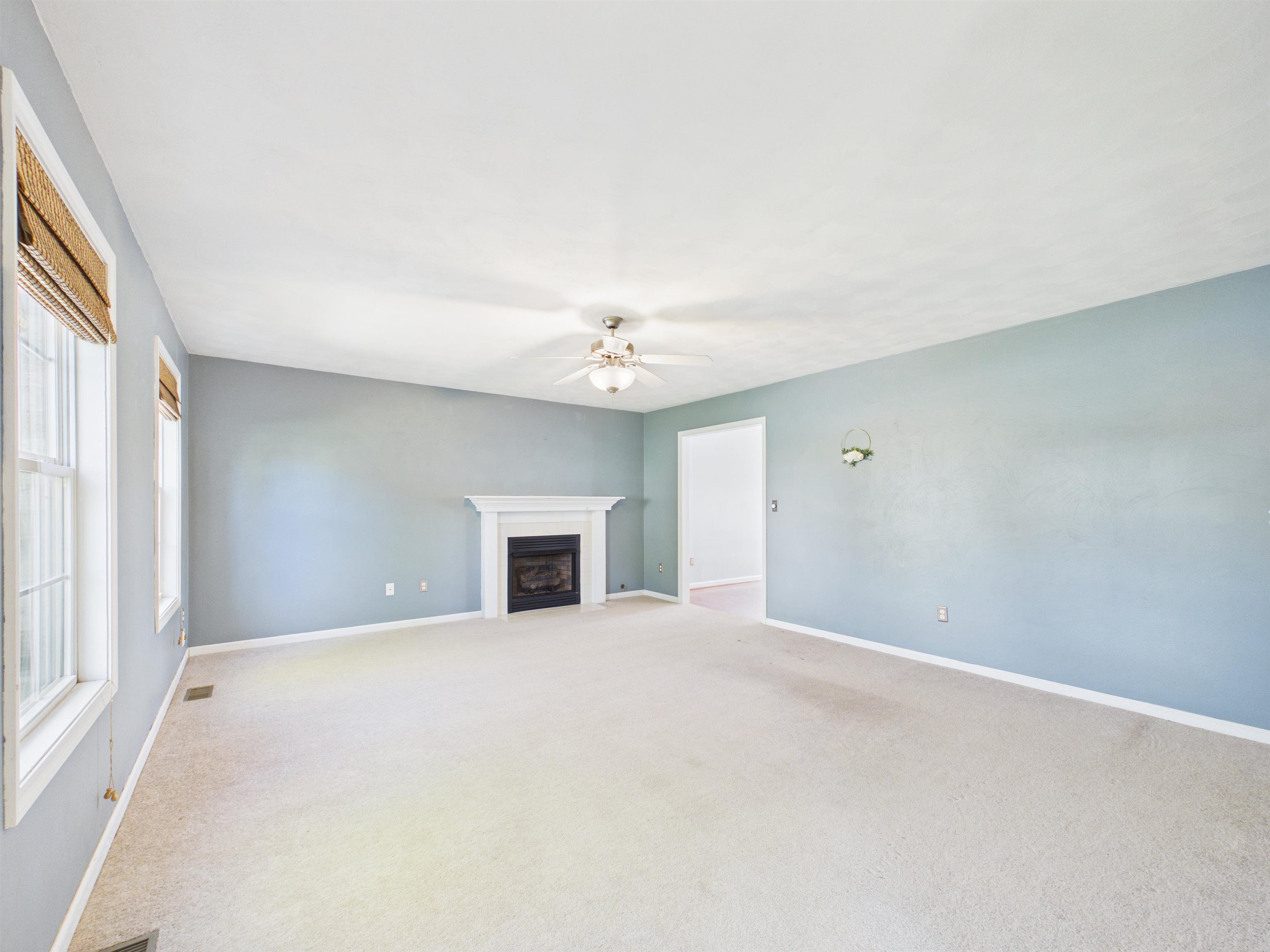 215 Sequoia Circle NW