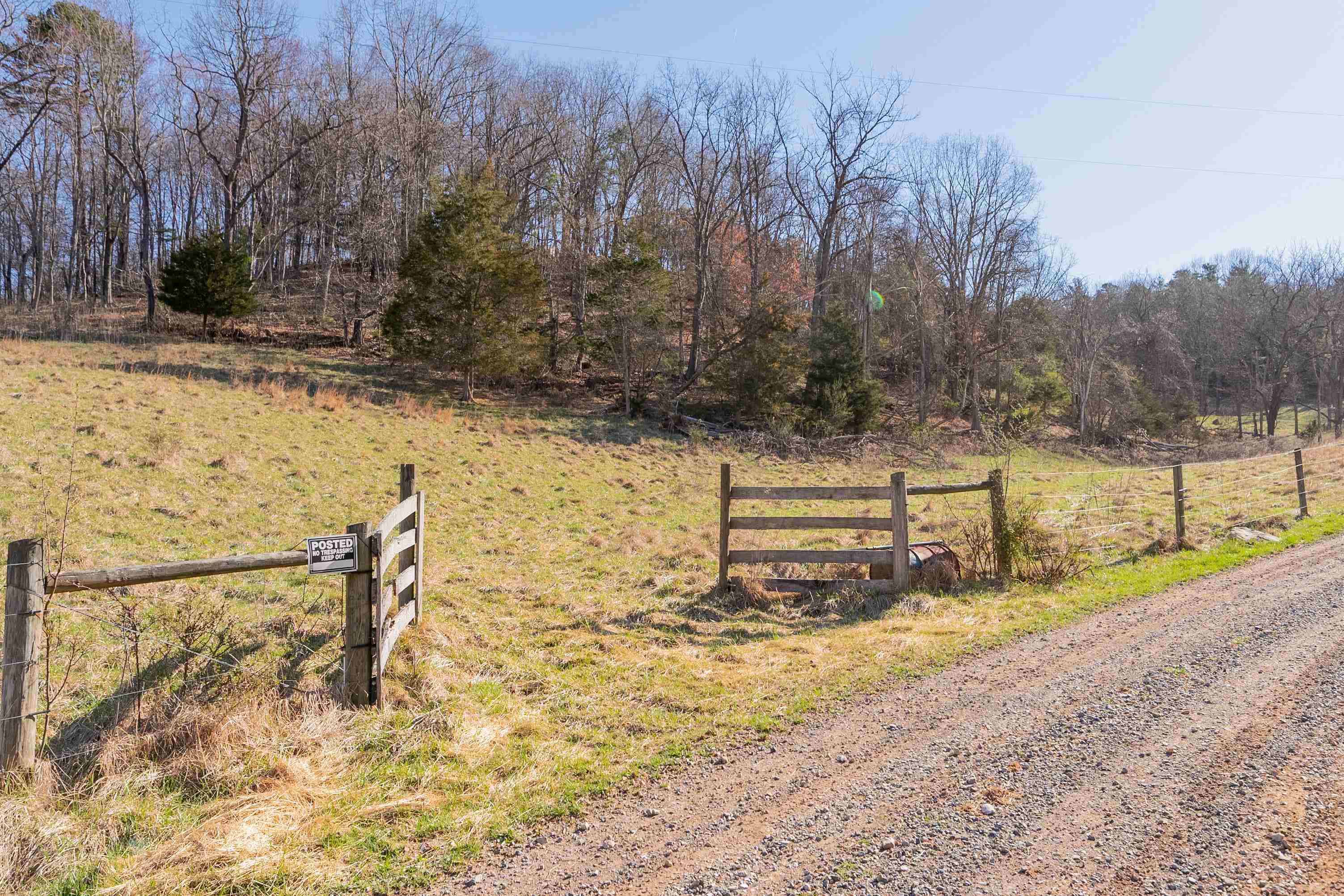 Pearisburg, Virginia 24134, United States, ,Land,Pending,99613