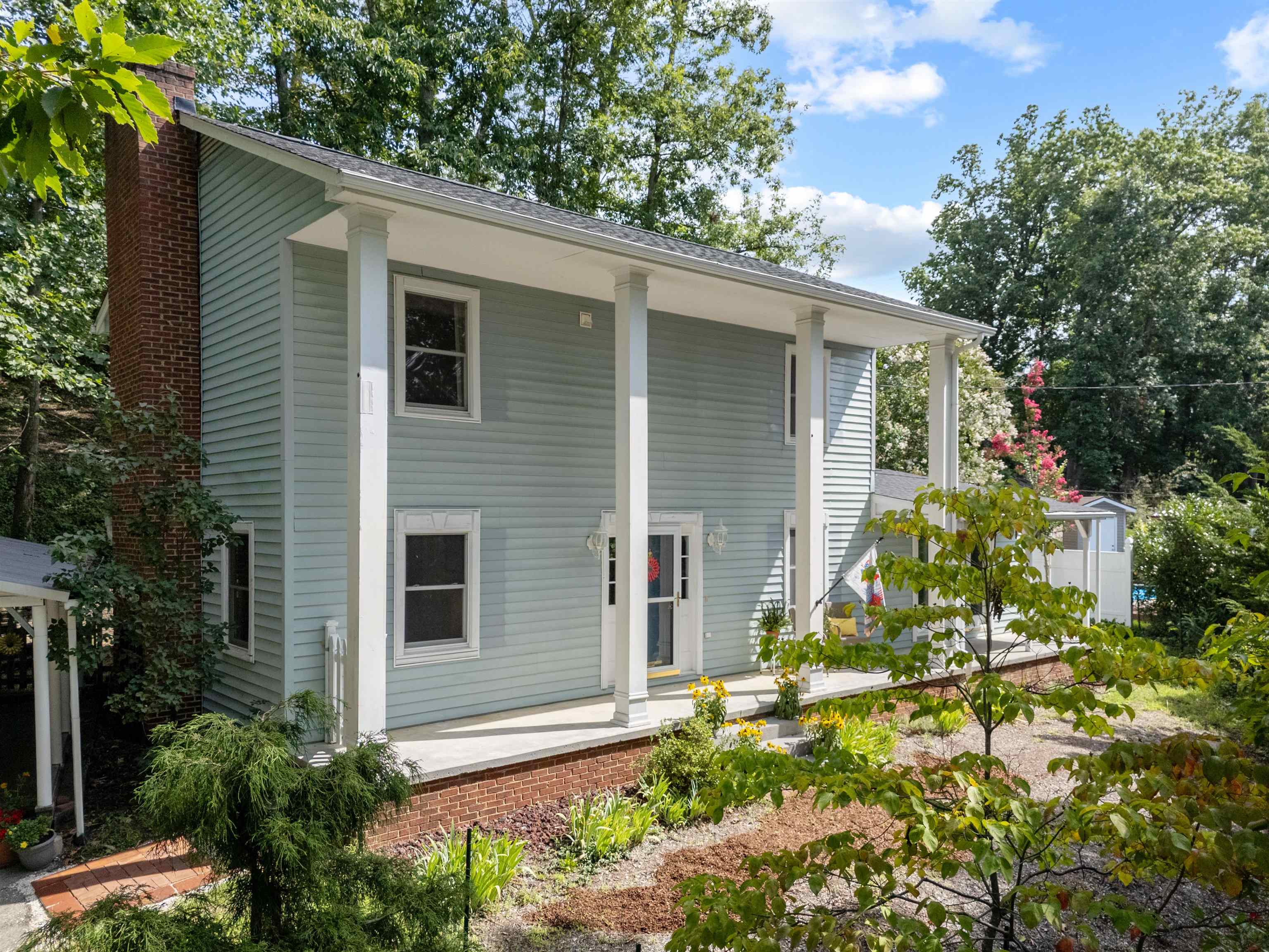 Christiansburg, Virginia 24073, United States, 3 Bedrooms Bedrooms, ,3 BathroomsBathrooms,Residential,Pending,195789