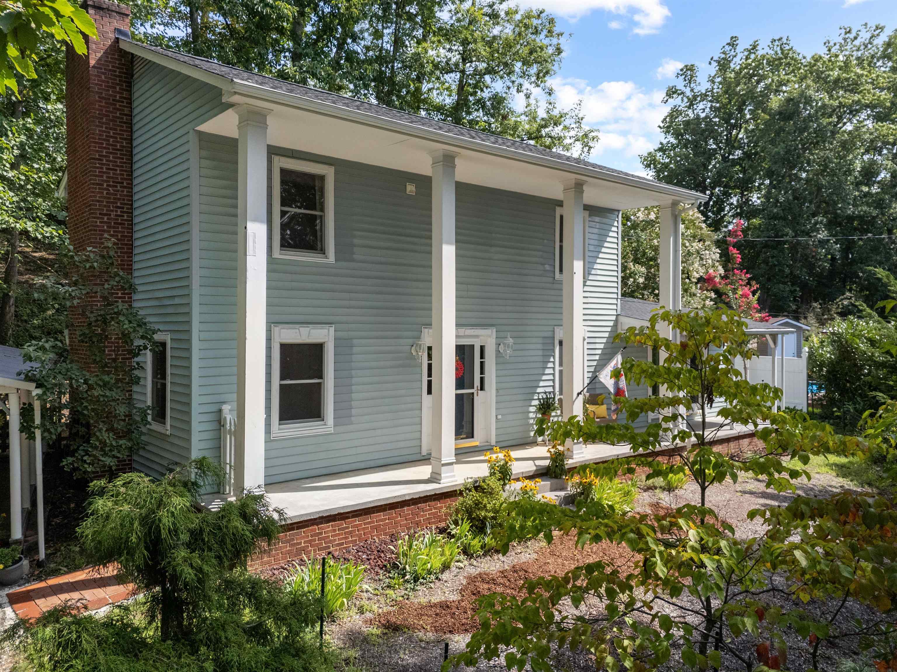 Christiansburg, Virginia 24073, United States, 3 Bedrooms Bedrooms, ,3 BathroomsBathrooms,Residential,Pending,195789