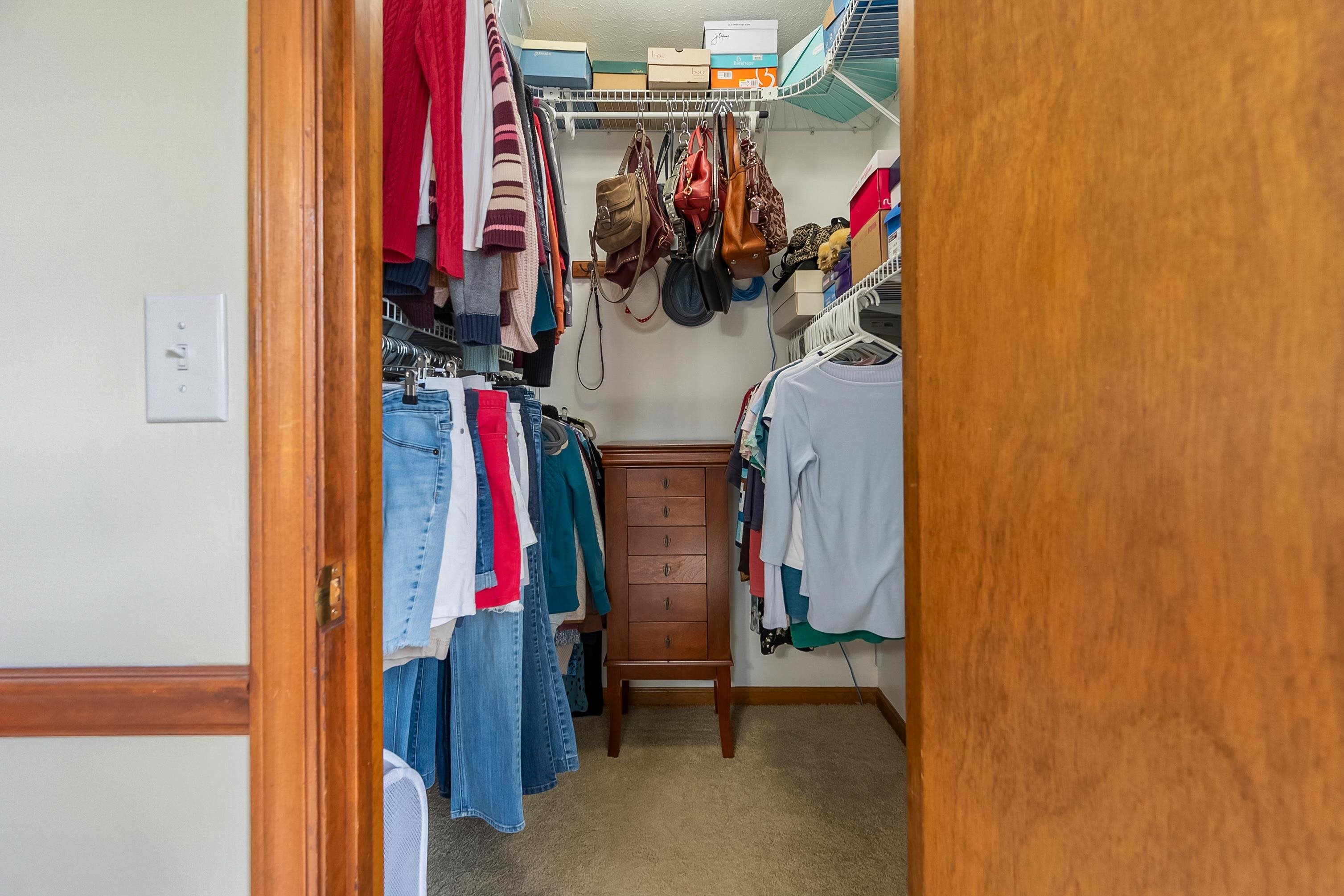 Christiansburg, Virginia 24073, United States, 3 Bedrooms Bedrooms, ,3 BathroomsBathrooms,Residential,Pending,195789