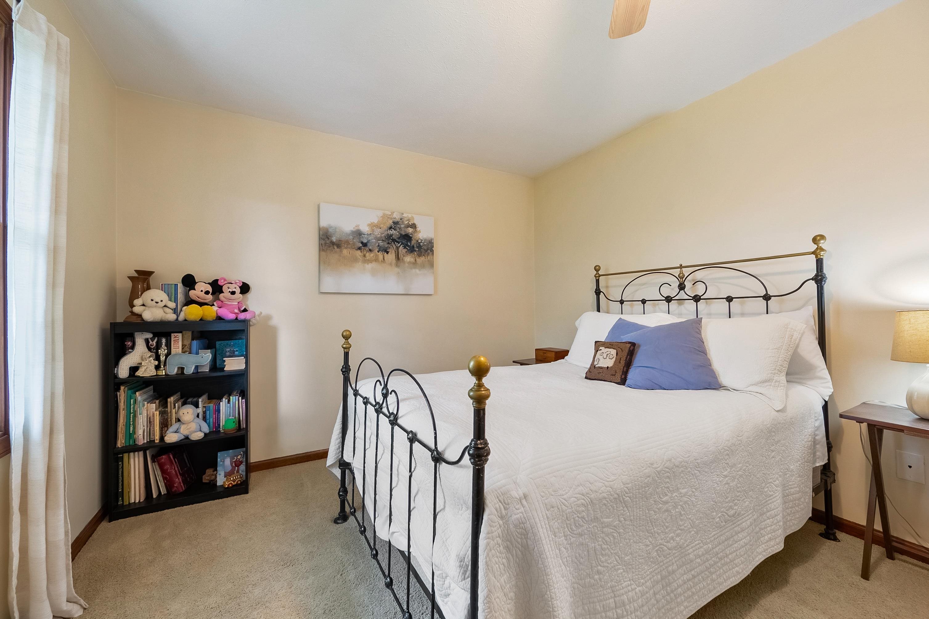 Christiansburg, Virginia 24073, United States, 3 Bedrooms Bedrooms, ,3 BathroomsBathrooms,Residential,Pending,195789