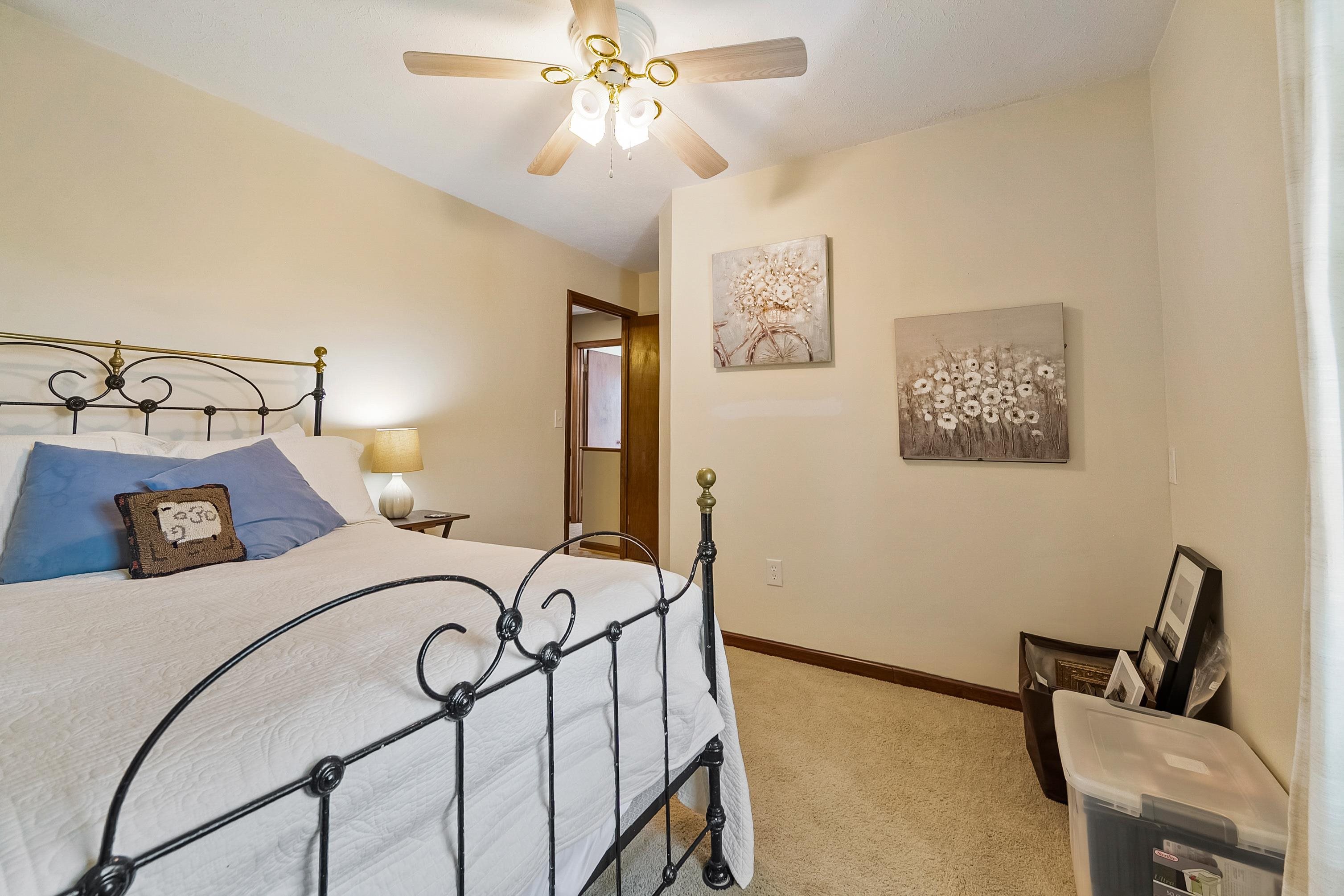 Christiansburg, Virginia 24073, United States, 3 Bedrooms Bedrooms, ,3 BathroomsBathrooms,Residential,Pending,195789