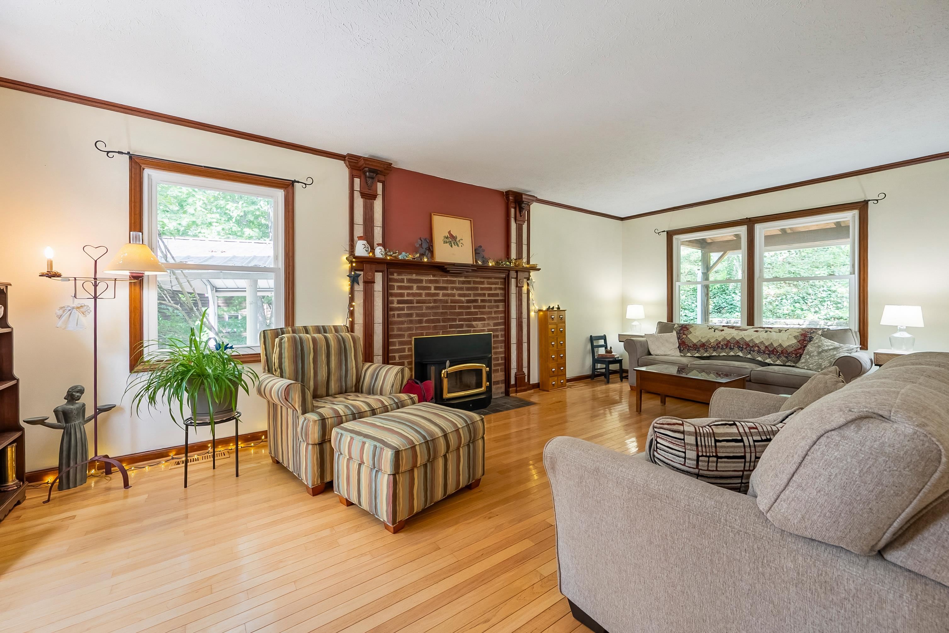 Christiansburg, Virginia 24073, United States, 3 Bedrooms Bedrooms, ,3 BathroomsBathrooms,Residential,Pending,195789