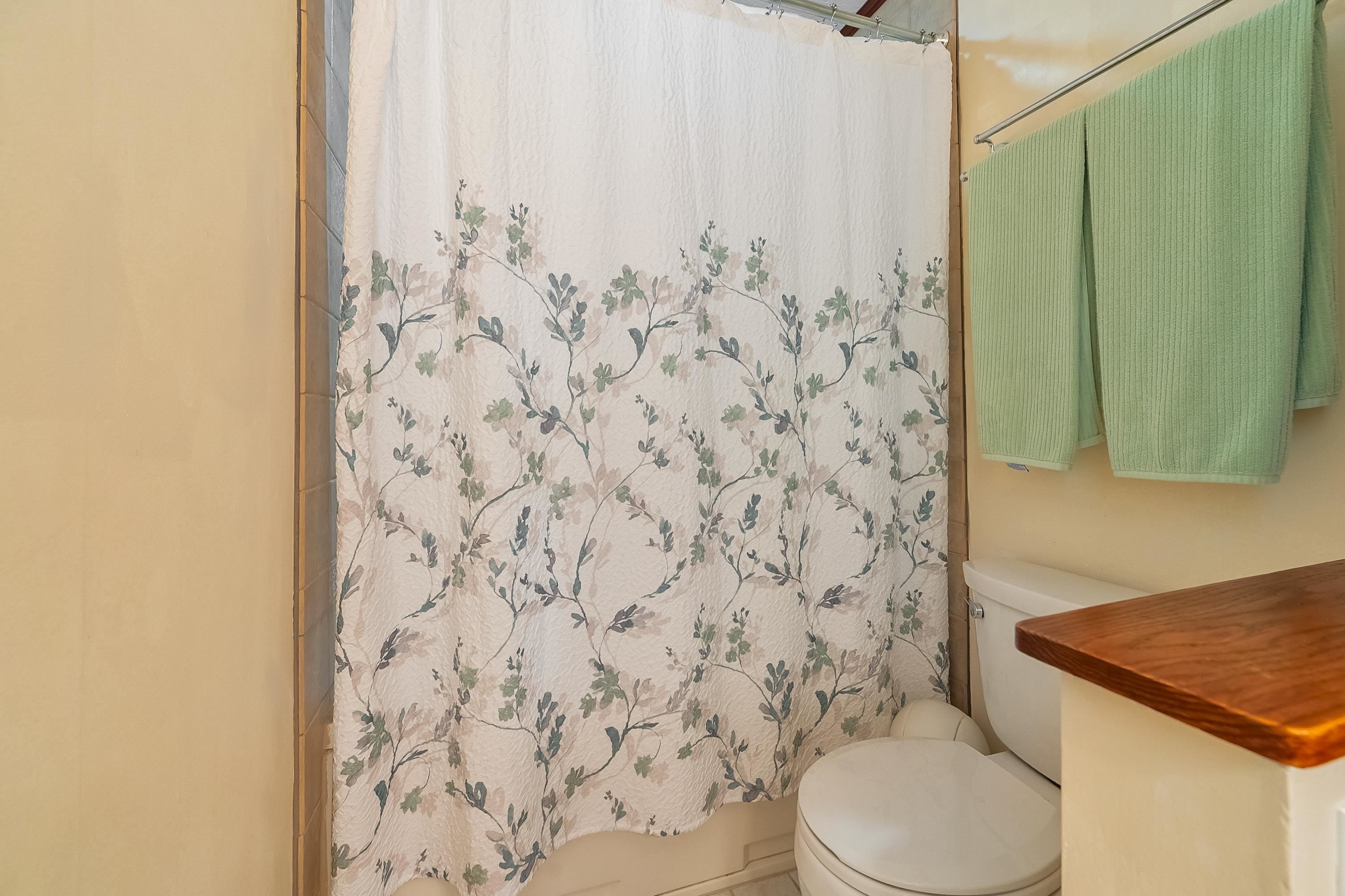 Christiansburg, Virginia 24073, United States, 3 Bedrooms Bedrooms, ,3 BathroomsBathrooms,Residential,Pending,195789