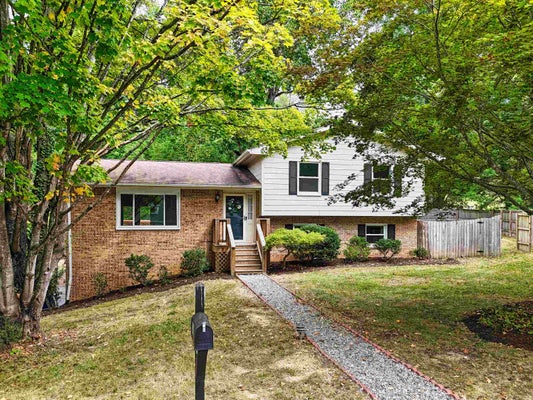 509 CRANWELL CIR, BLACKSBURG, VA 24060 - Image 3e54bfea8e30c269aefd10b54c71e97e/3572517181