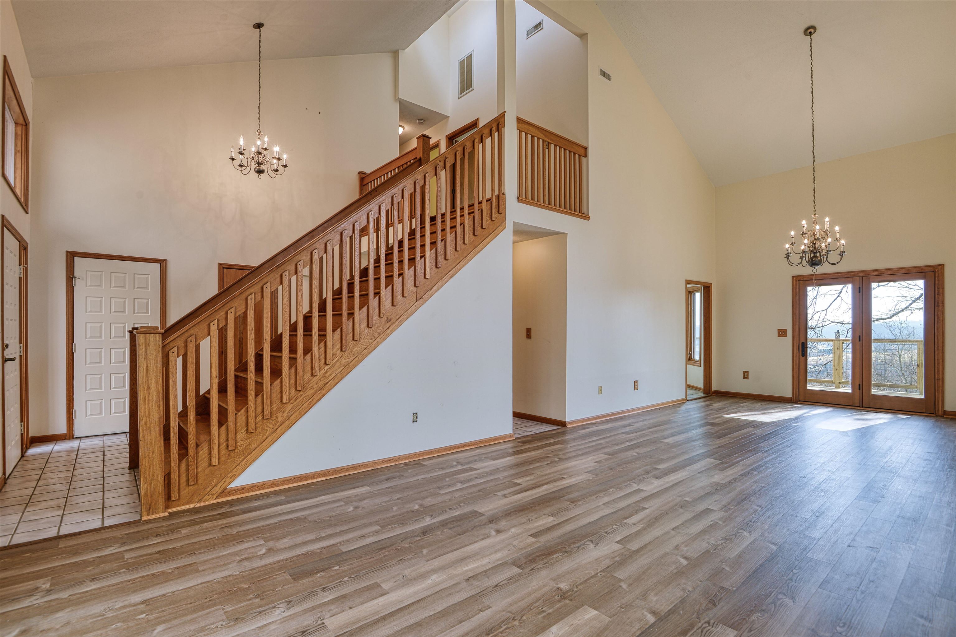 4215 Oakwood Court