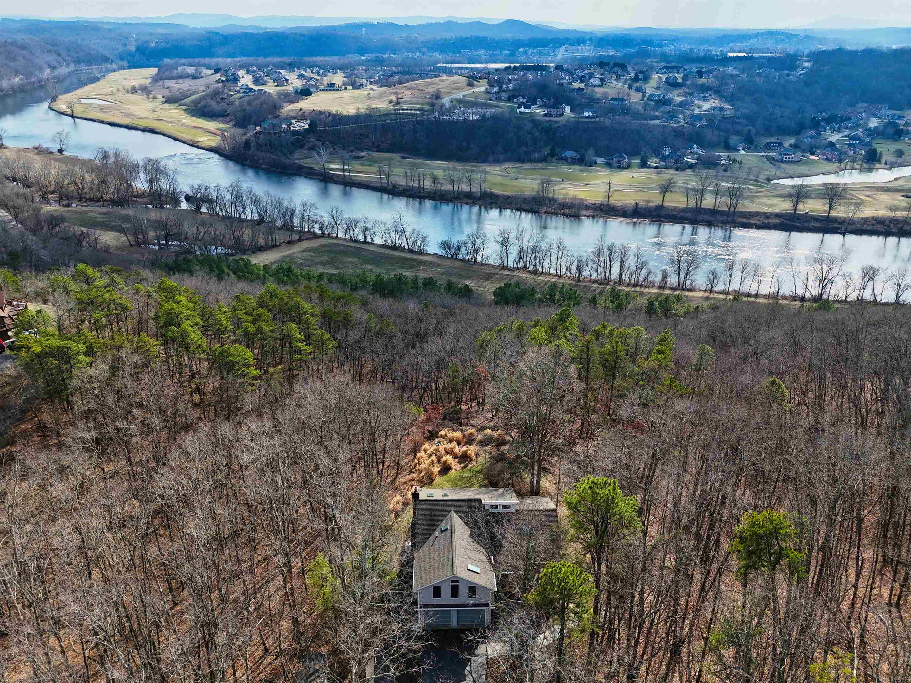 4215 Oakwood Court