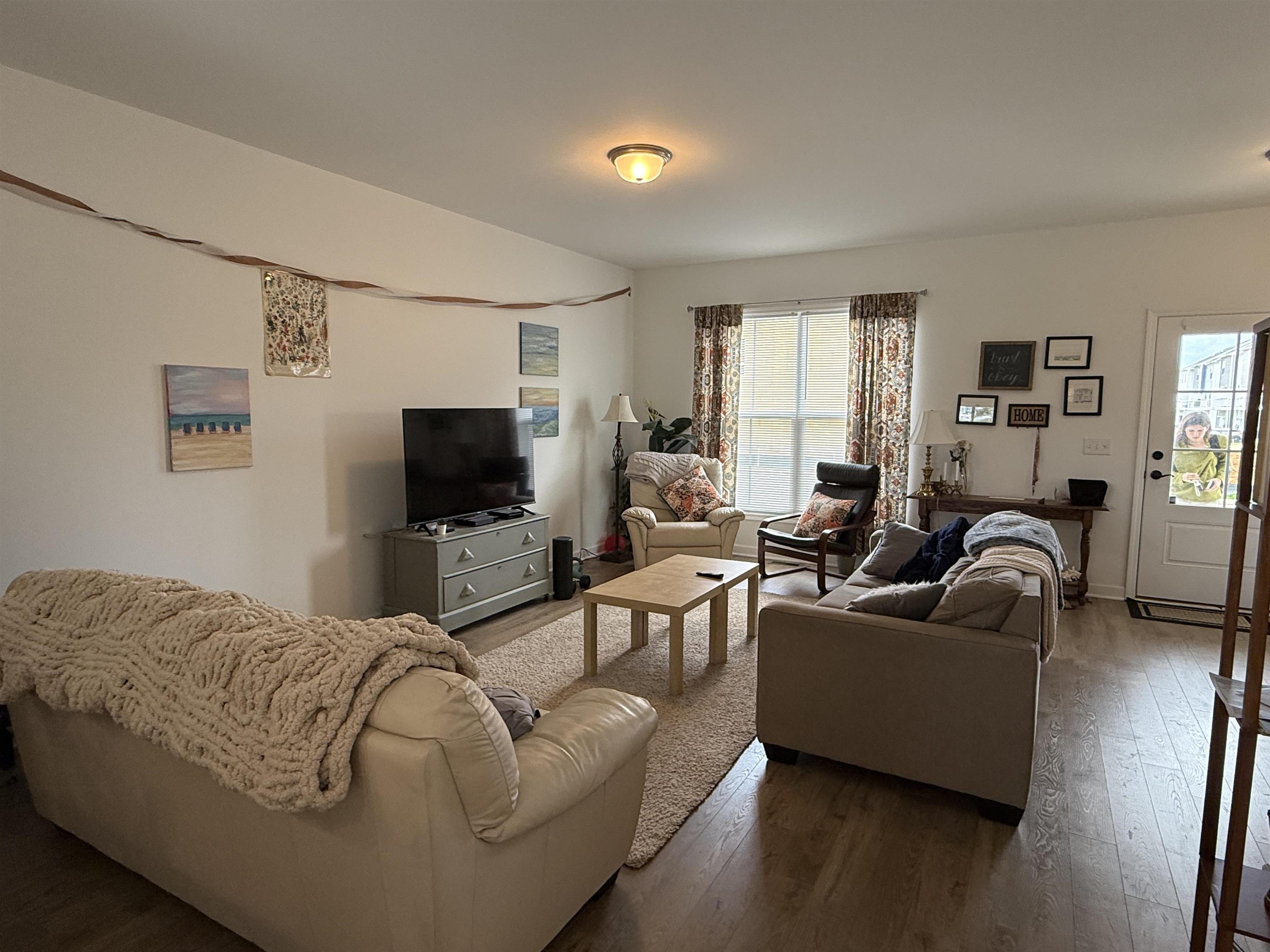 1064 Westhill Parkway