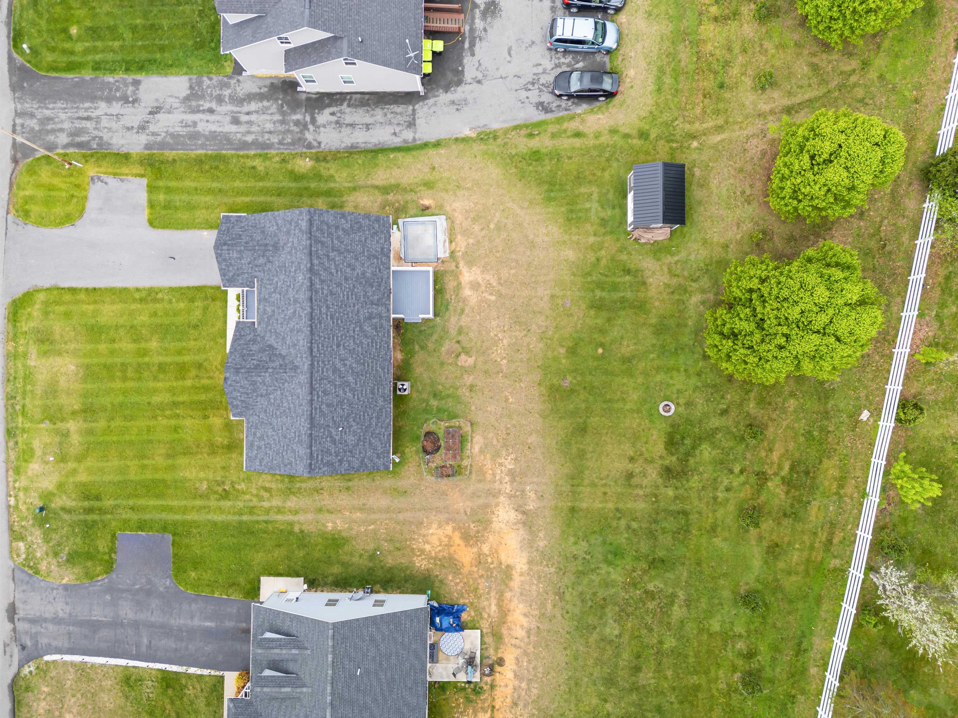 Wytheville, Virginia 24382, United States, 3 Bedrooms Bedrooms, ,3 BathroomsBathrooms,Residential,Pending,59893