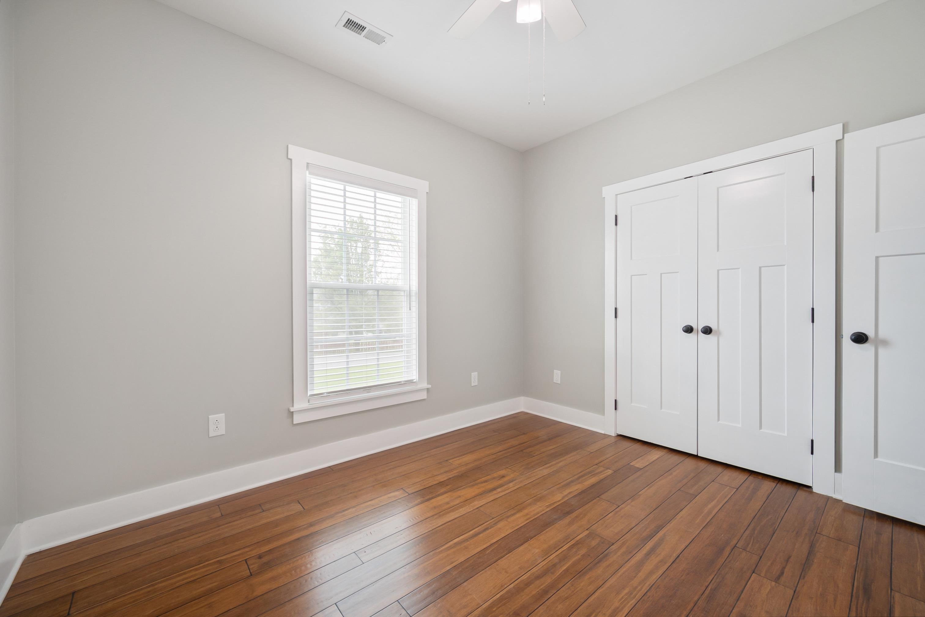 Wytheville, Virginia 24382, United States, 3 Bedrooms Bedrooms, ,3 BathroomsBathrooms,Residential,Pending,59893